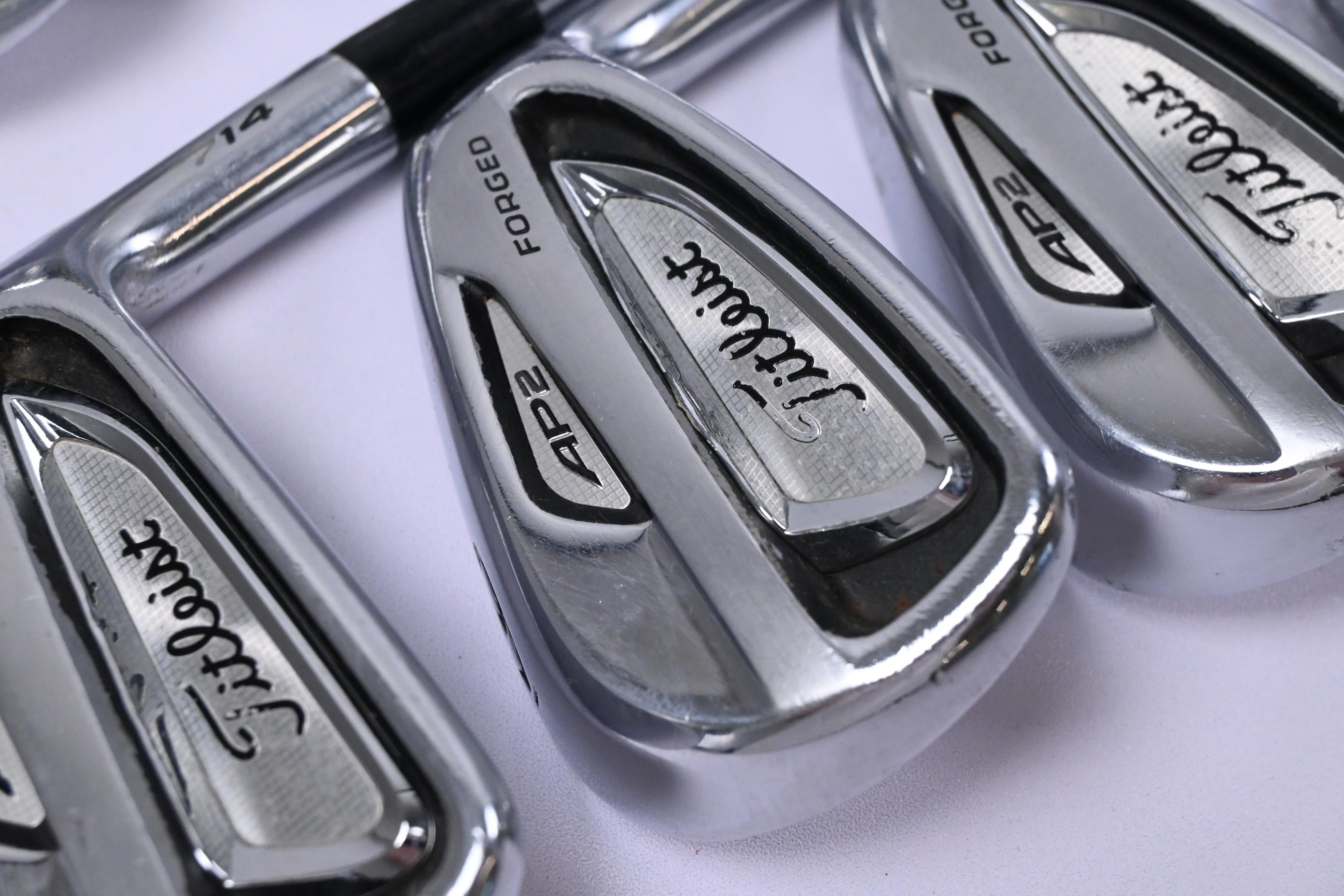 Titleist 714 AP2 Irons / 4-PW / Stiff Flex N.S.PRO Modus³ Tour105 Shafts