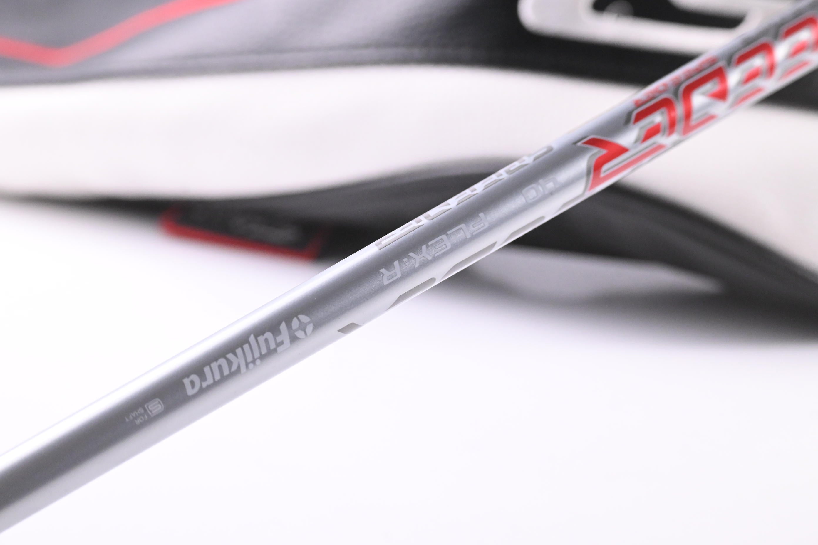 Titleist GT1 Driver / 10 Degree / Regular Flex Fujikura Air Speeder 40 Shaft