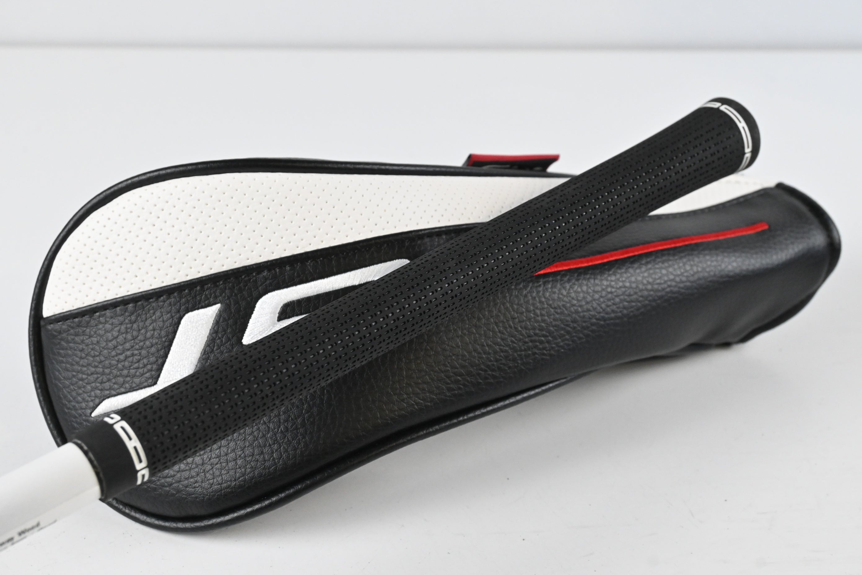 Titleist GT2 #3 Wood / 13.5 Degree / X-Flex Tensei 1K Black 75 Shaft