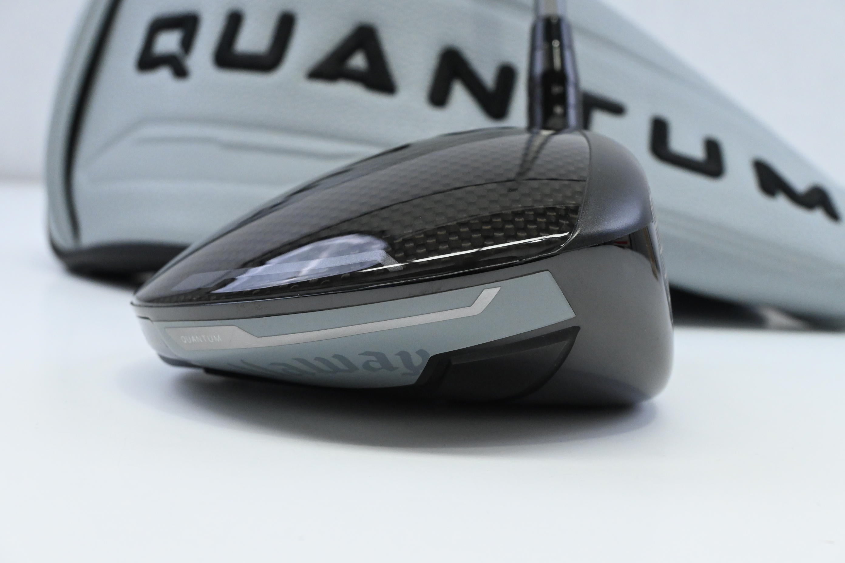 Callaway Quantum Max Driver / 10.5 Degree / Stiff Flex Denali Frost Silver 60