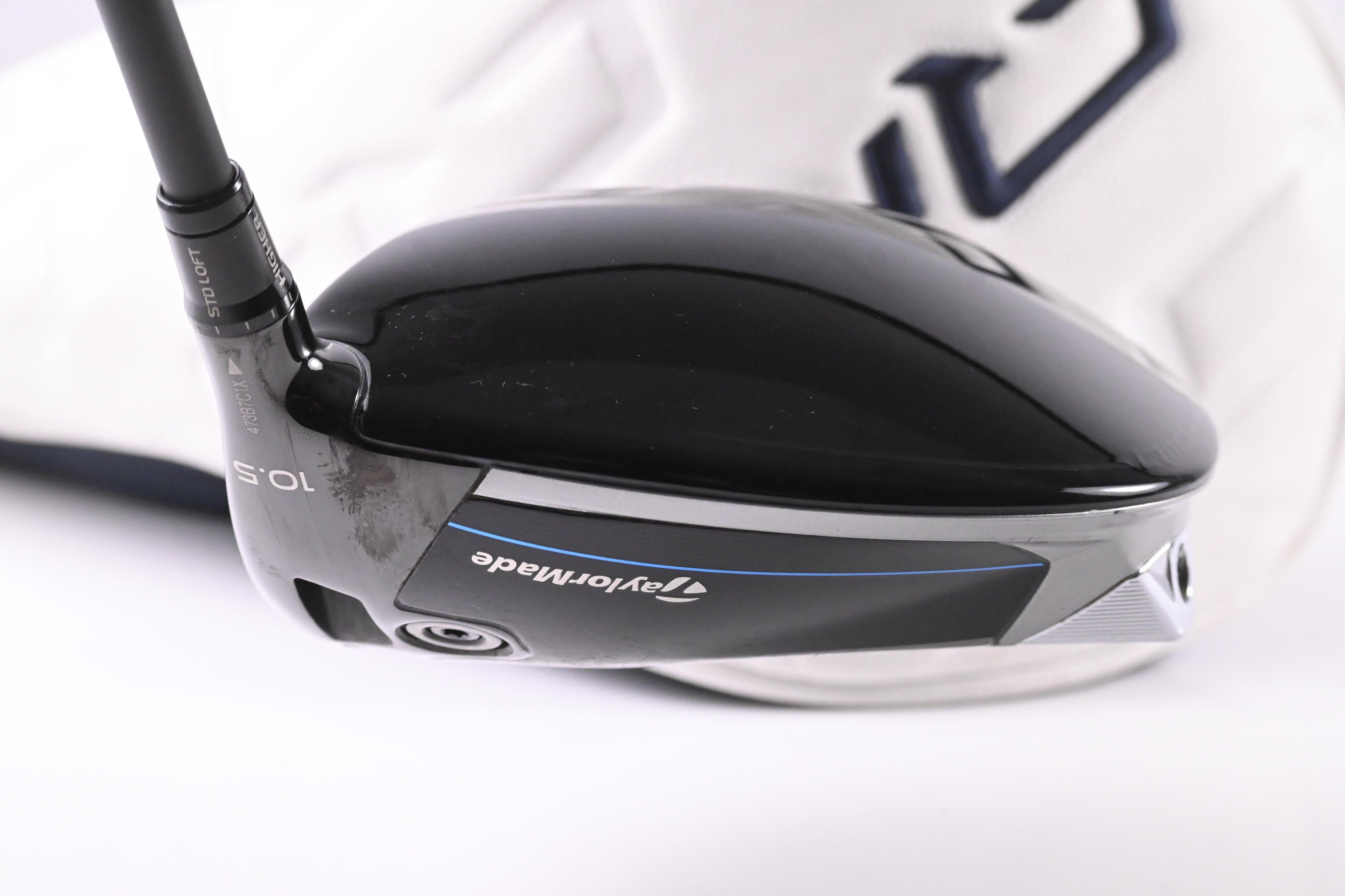 Taylormade Qi10 Driver / 10.5 Degree / Stiff Flex Tensei AV Blue 65 Shaft