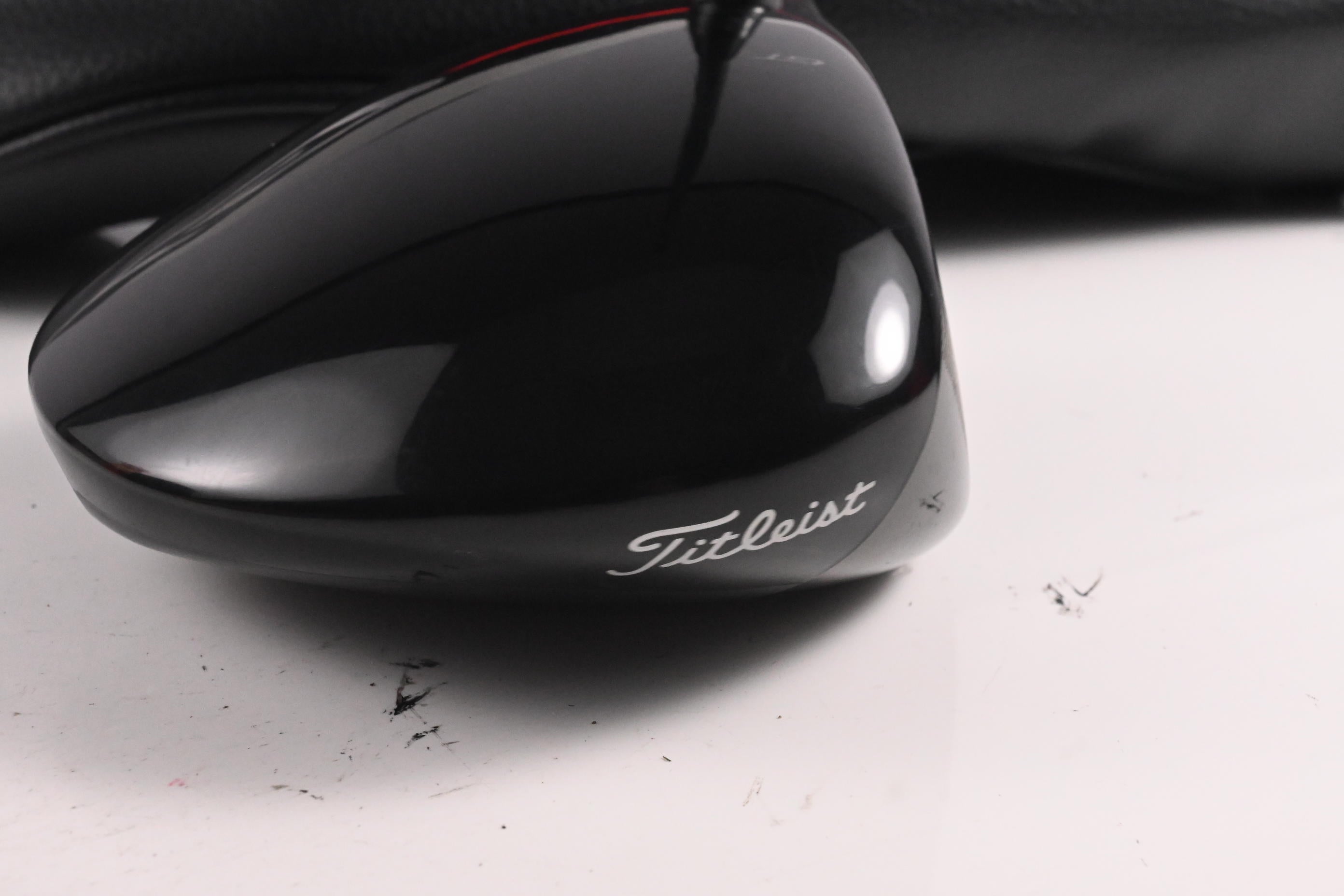 Titleist GT2 Driver / 9 Degree / Regular Flex Project X HZRDUS Black 60 Shaft