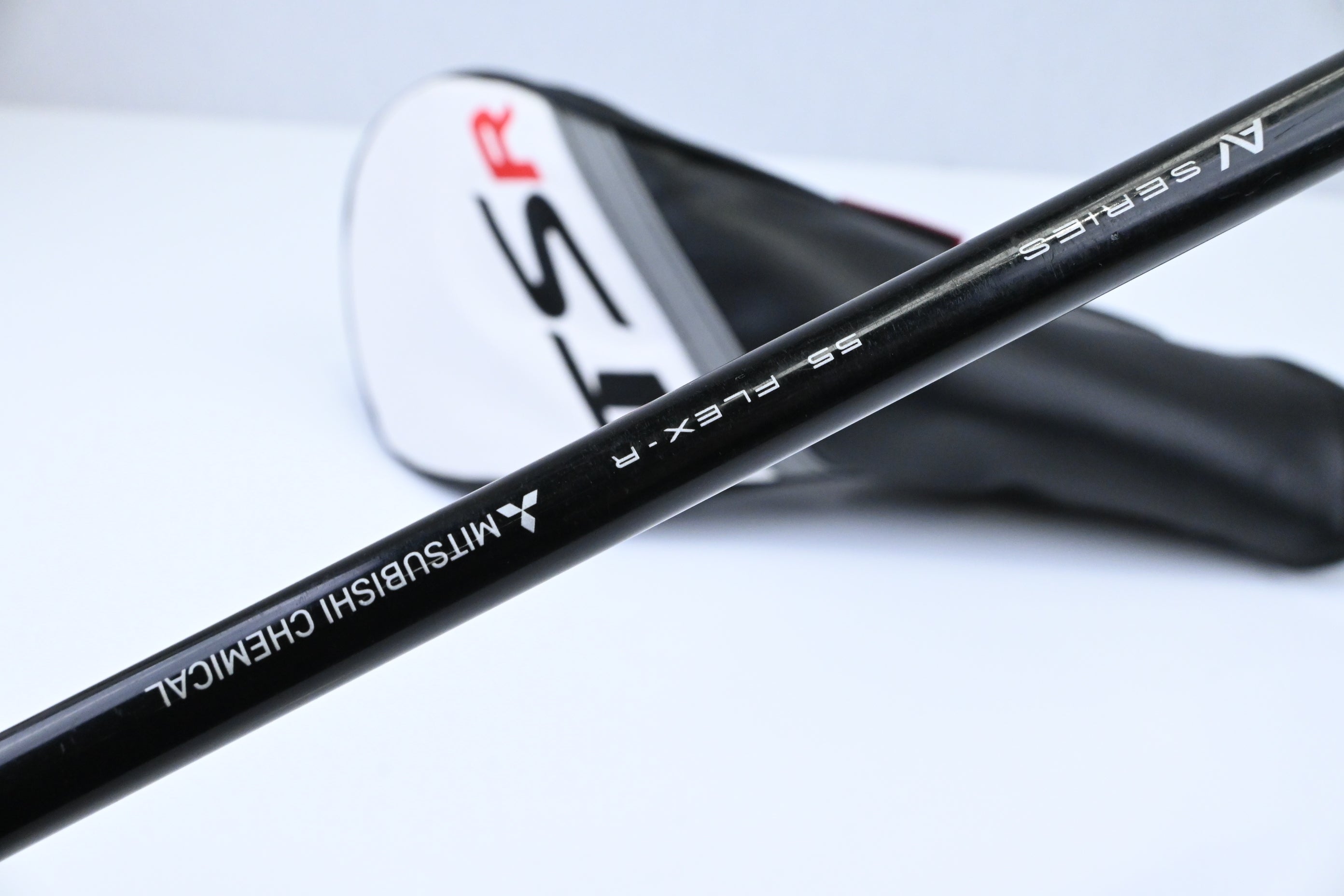 Titleist TSR3 Driver / 9 Degree / Regular Flex Tensei AV Blue 55 Shaft