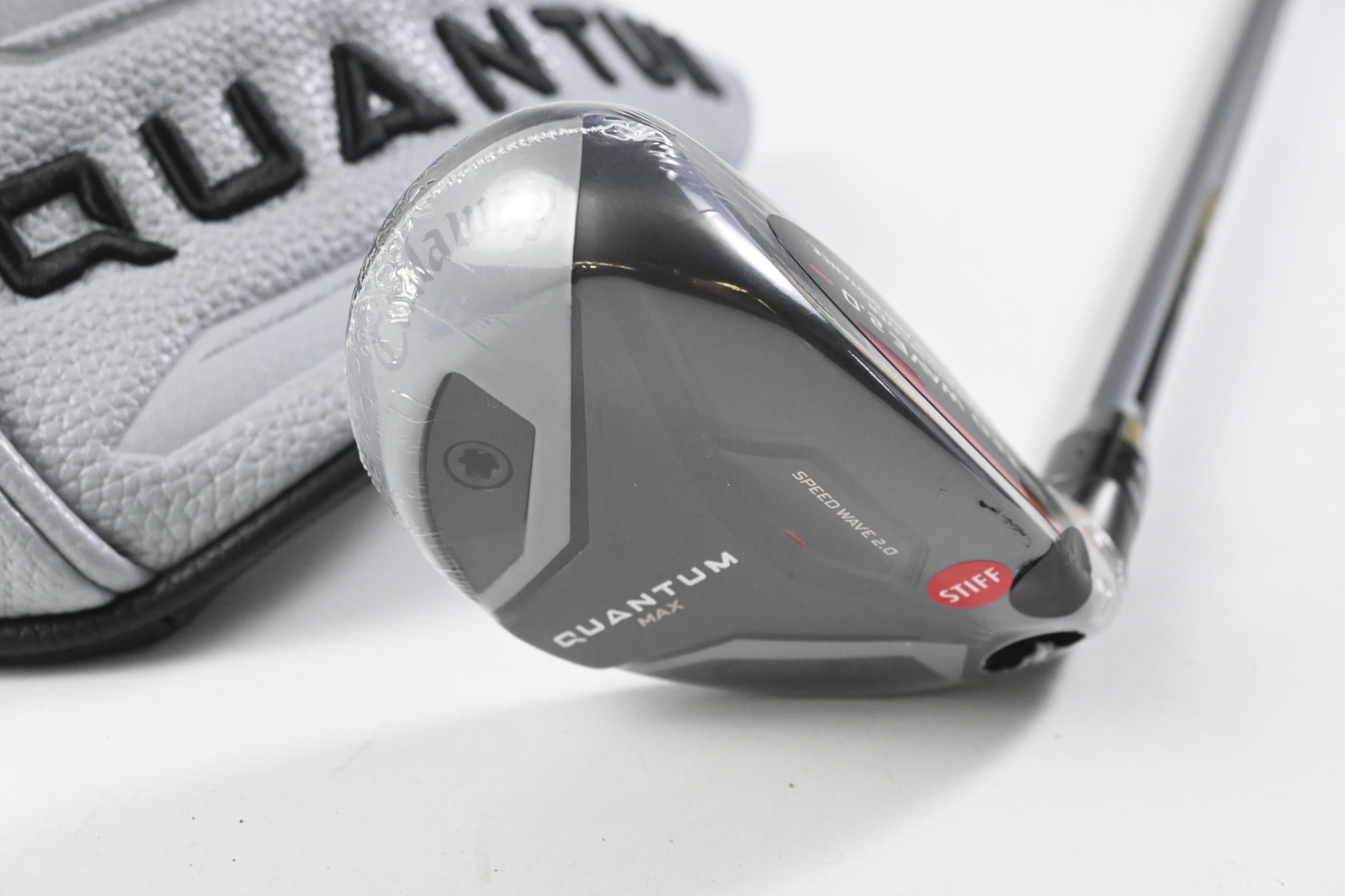 Callaway Quantum Max #3 Hybrid / 19 Degree / Stiff Flex Denali Frost Silver 70