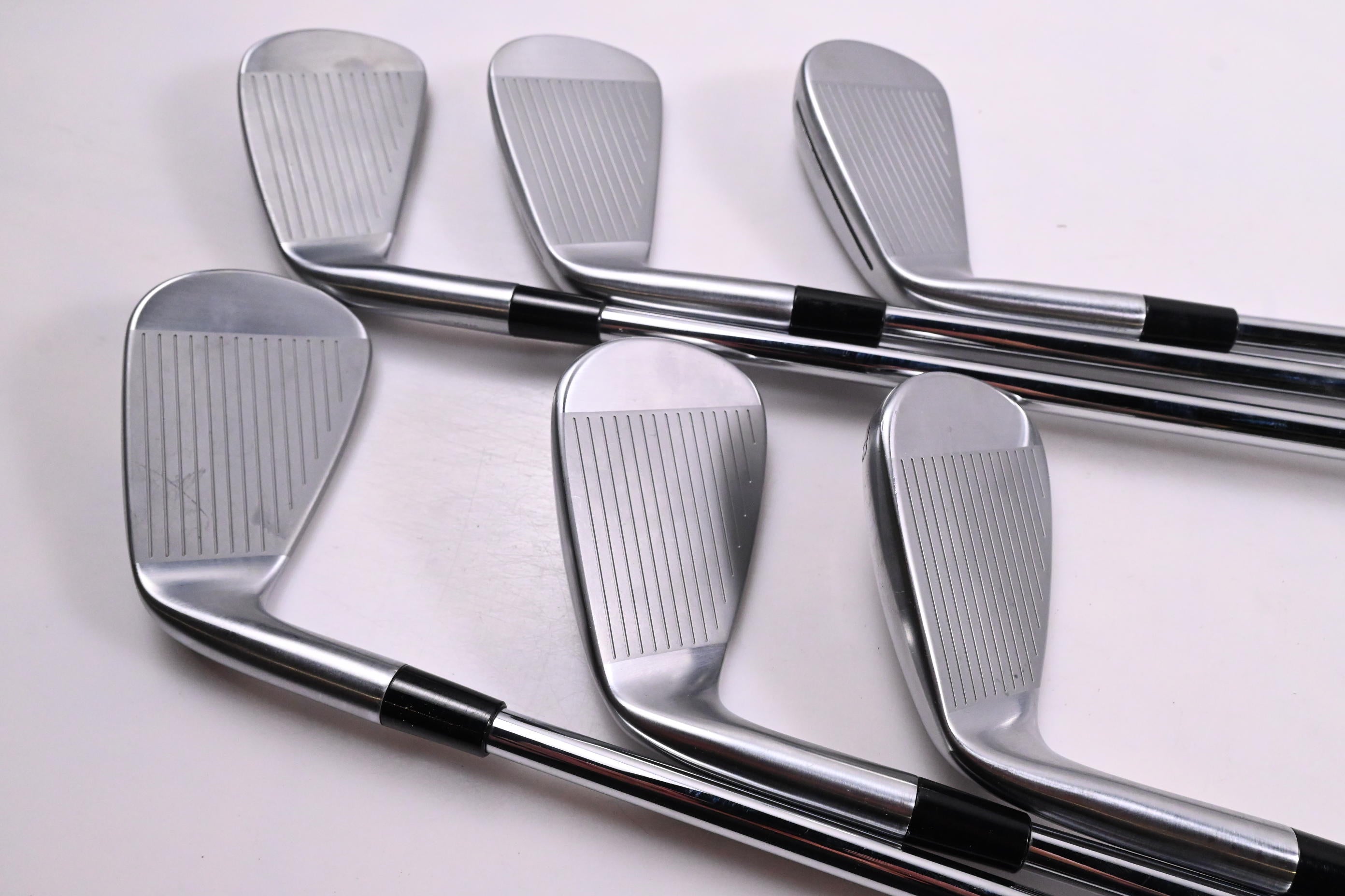 Taylormade P790 2025 Irons / 5-PW / Regular Flex N.S.Pro Modus³ Tour 105