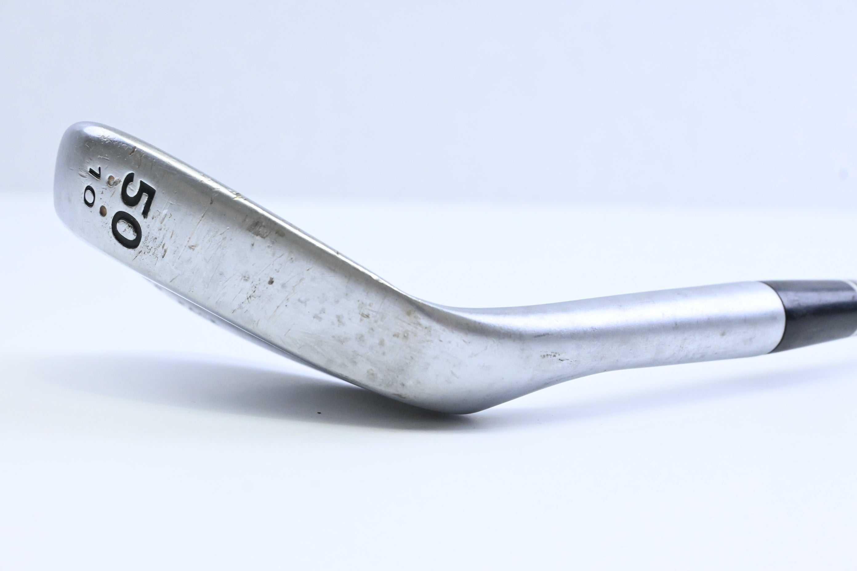 Cleveland 588 RTX Gap Wedge / 50 Degree / Wedge Flex Dynamic Gold Shaft