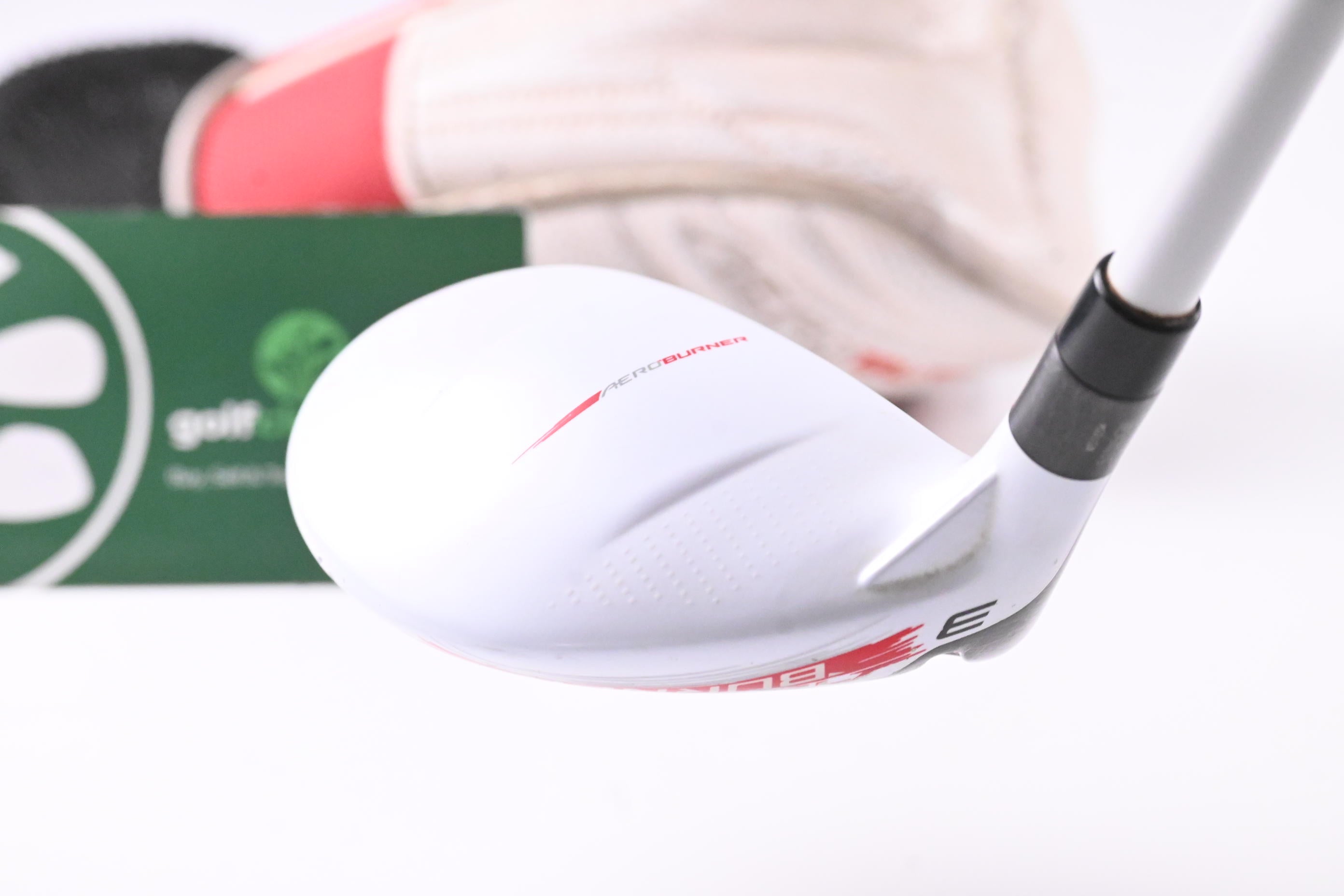 Left Hand Taylormade Aeroburner #3 Hybrid / 19 Degree / Regular Flex Matrix