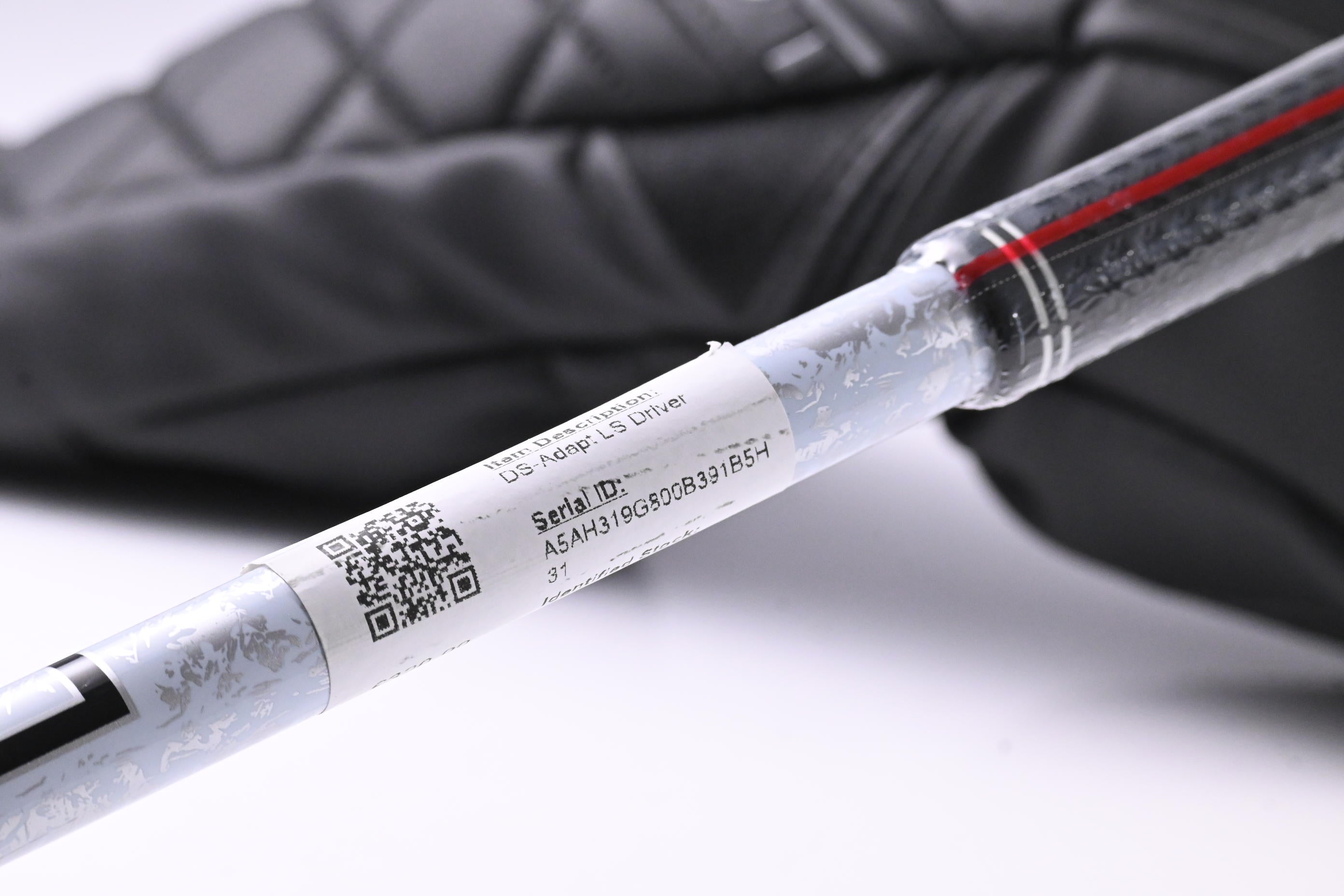 Cobra DS-Adapt LS Driver / 9 Degree / Stiff Flex Denali Black 60 Shaft