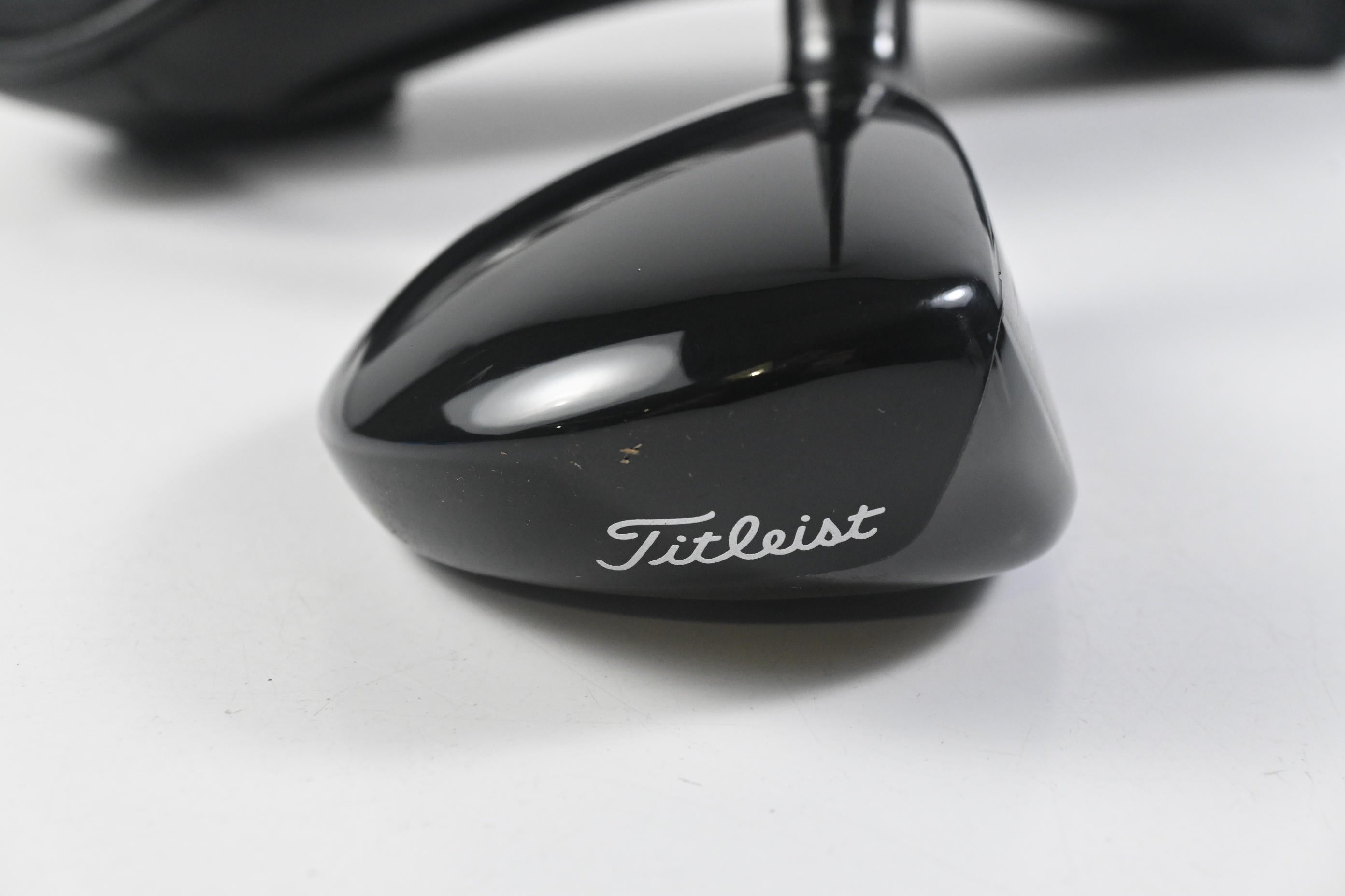 Titleist GT2 #3 Hybrid / 18 Degree / Stiff Flex Hzrdus Gen5 Black 80 Shaft