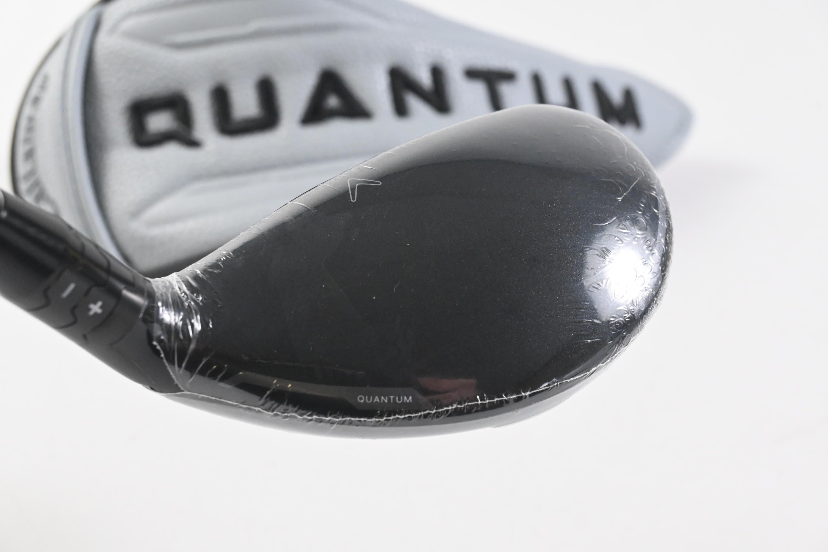 Callaway Quantum Max #3 Hybrid / 19 Degree / Stiff Flex Denali Frost Silver 70