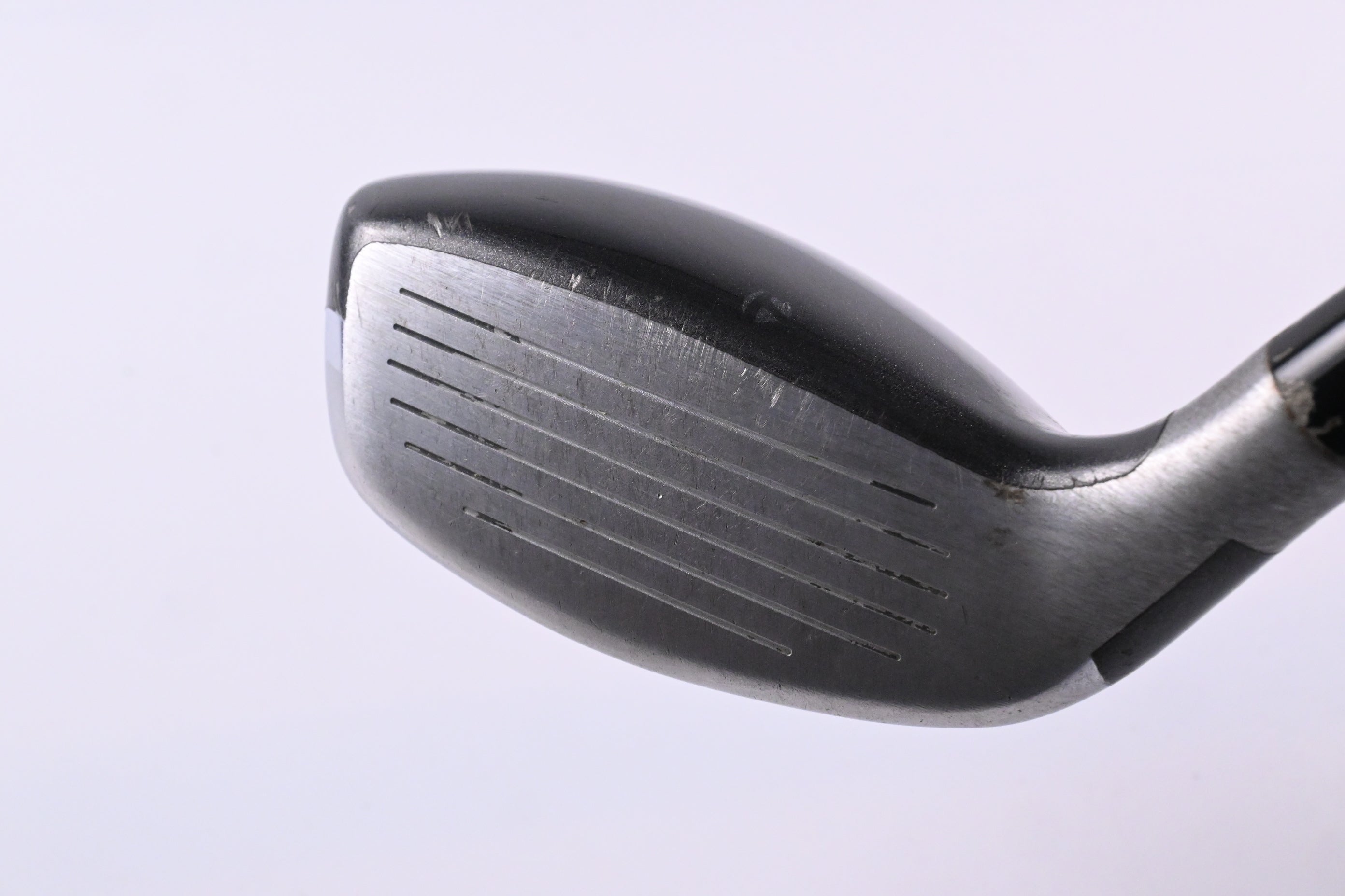 Taylormade SLDR #4 Hybrid / 21 Degree / Regular Flex Fujikura Speeder 82 Shaft