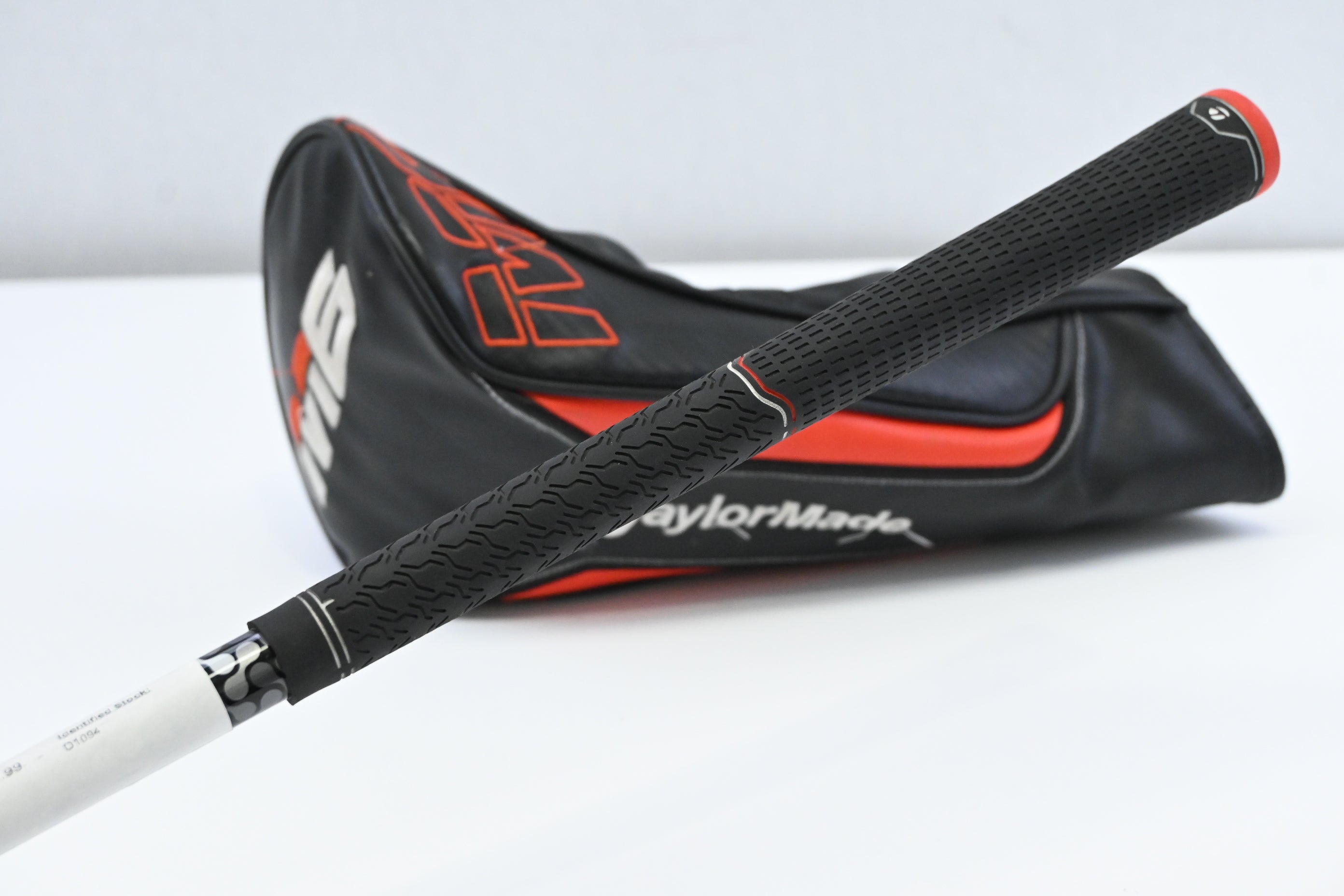 Taylormade M6 Driver / 9 Degree / Stiff Flex Fujikura Atmos Black 6 Shaft