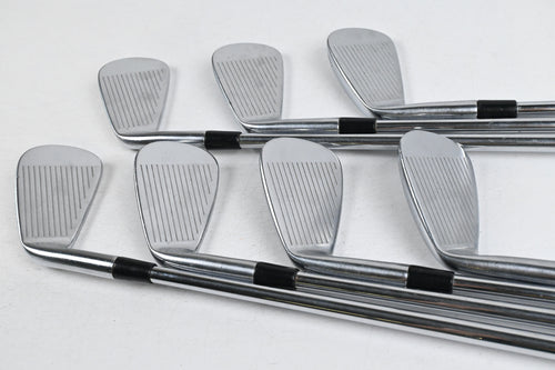 Taylormade Tour Preferred MC 2011 Irons / 4-PW / Stiff Flex Steel Shafts