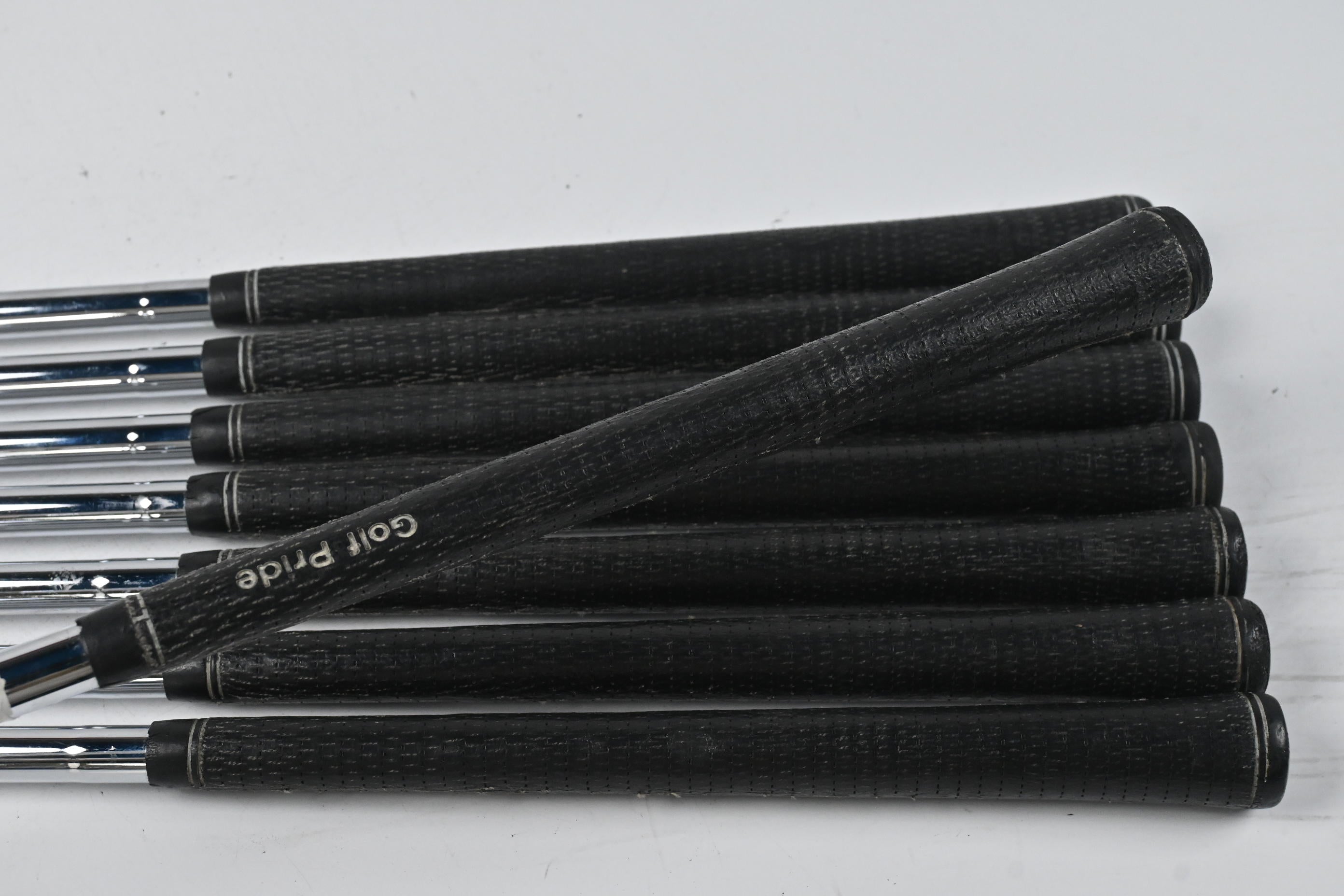 Titleist 735.CM Irons / 3-PW / Stiff Flex Dynamic Gold Shafts