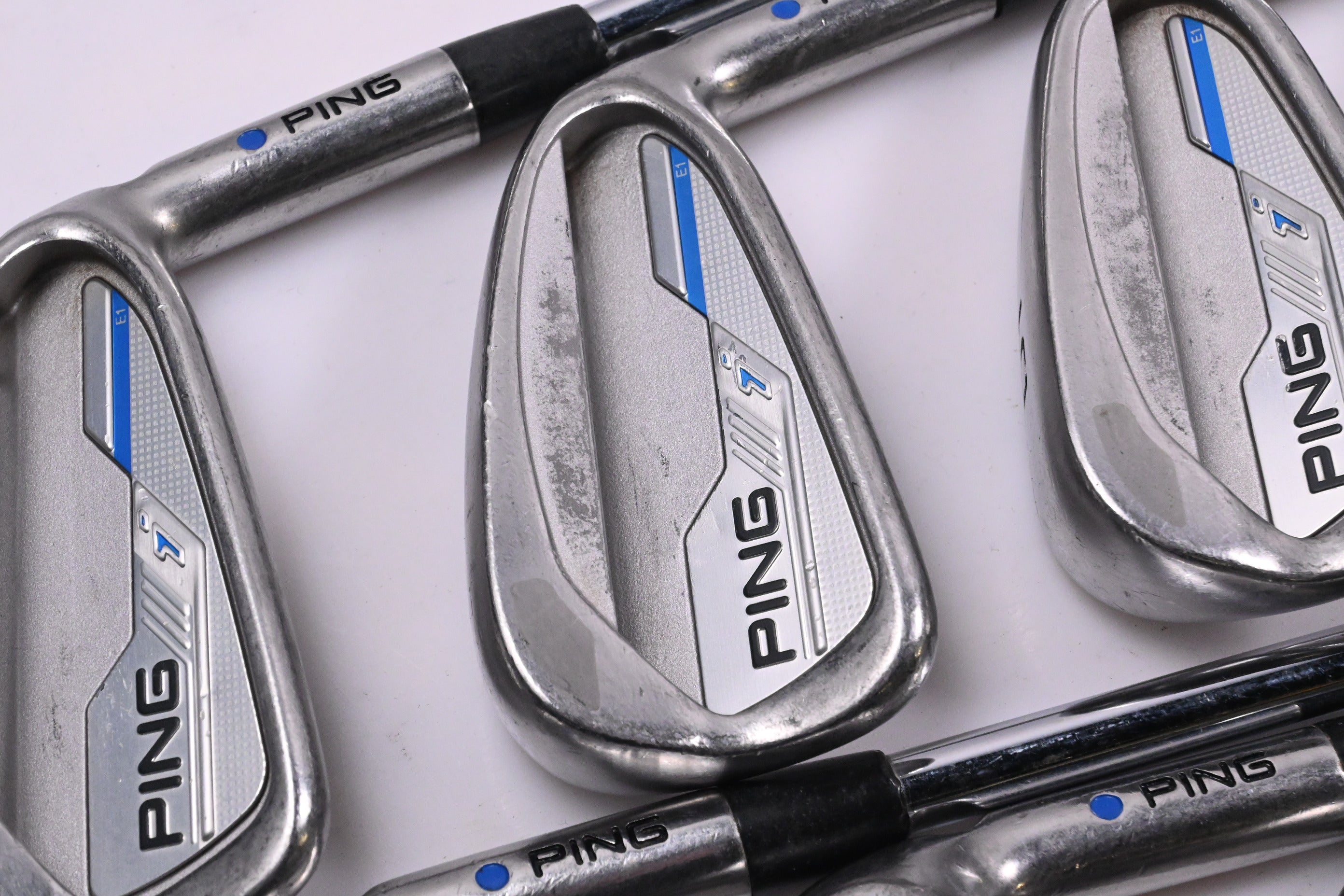 Ping i-Series E1 Irons / 4-PW+GW / Blue Dot / Stiff Flex Ping CFS Shafts