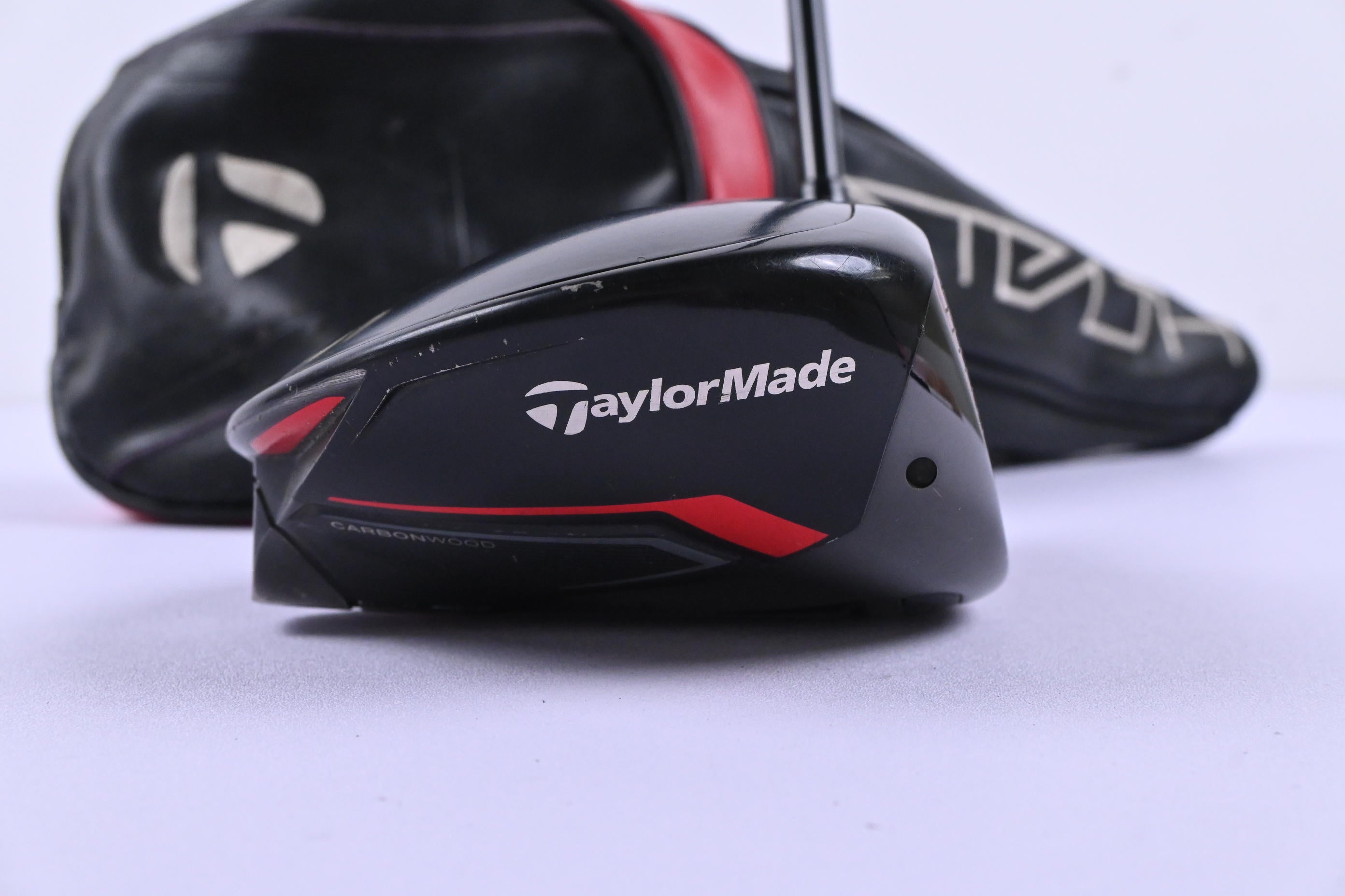 Taylormade Stealth Driver / 10.5 Degree / Stiff Flex HZRDUS Smoke Red RDX 60