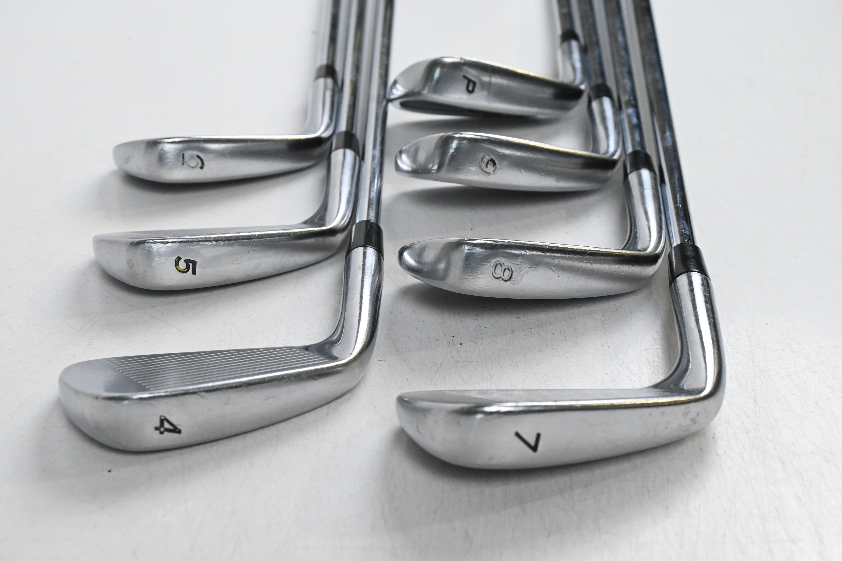 Taylormade Tour Preferred MC 2011 Irons / 4-PW / Stiff Flex Steel Shafts