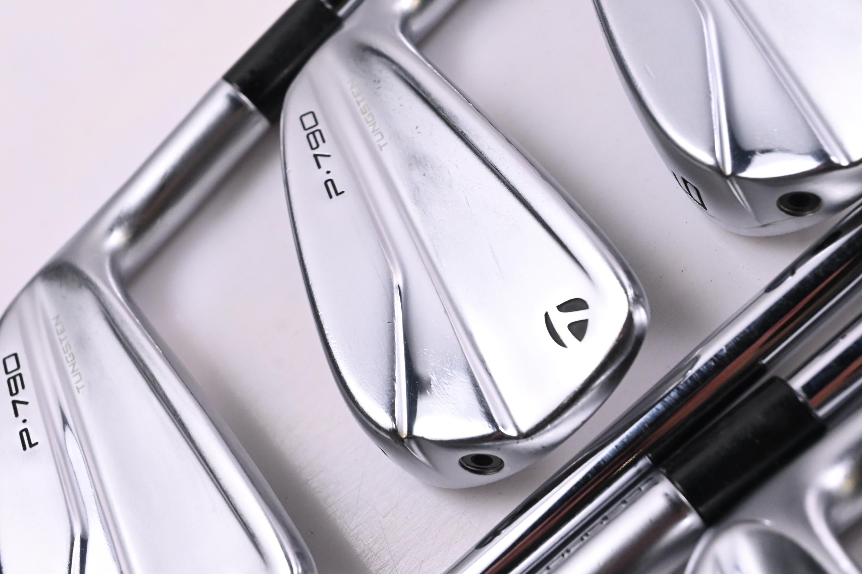 Taylormade P790 2019 Irons / 4-PW / Stiff Flex Dynamic Gold 105 S300 Shafts