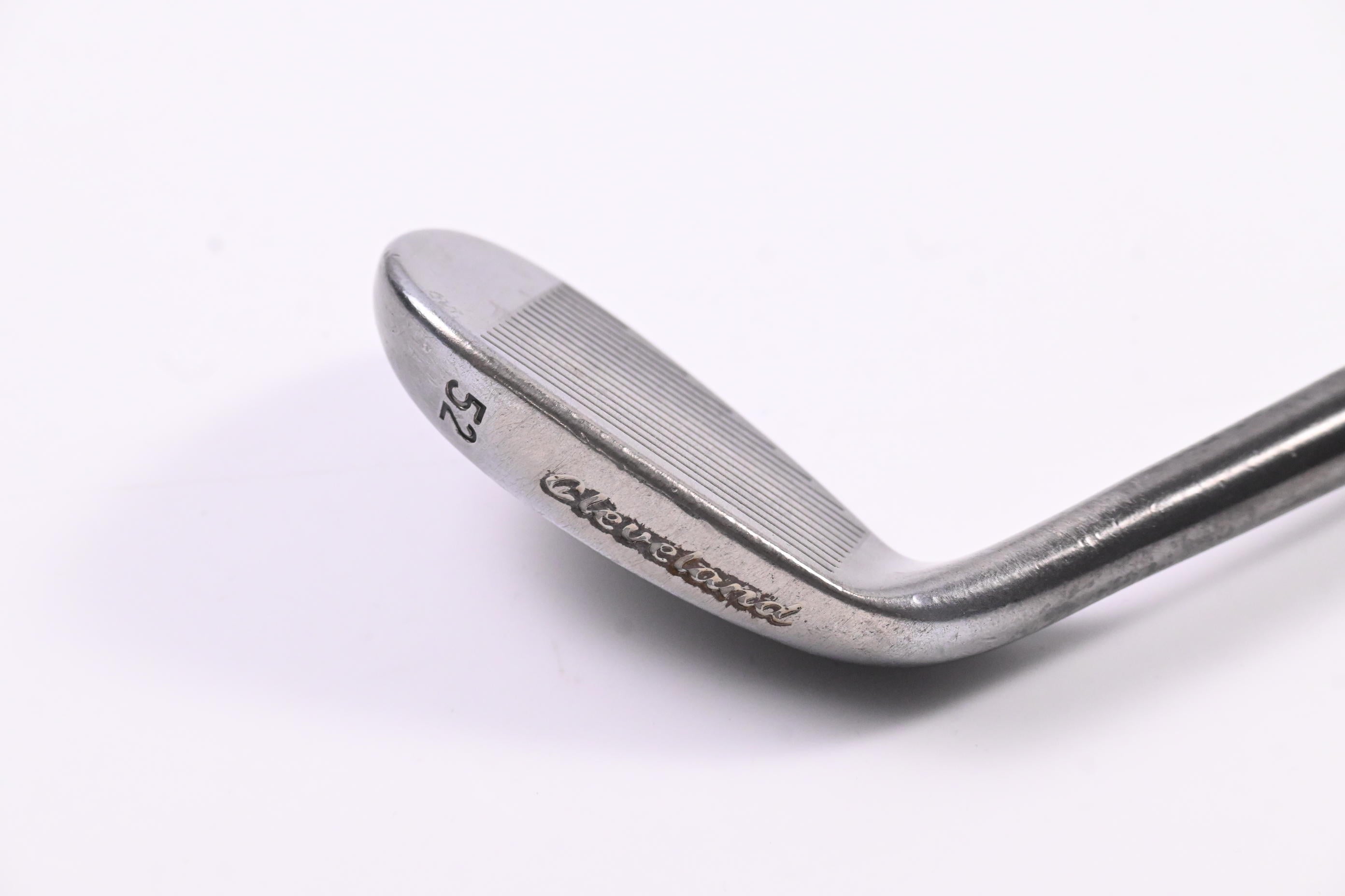 Cleveland CG12 Gap Wedge / 52 Degree / Wedge Flex Dynamic Gold Shaft