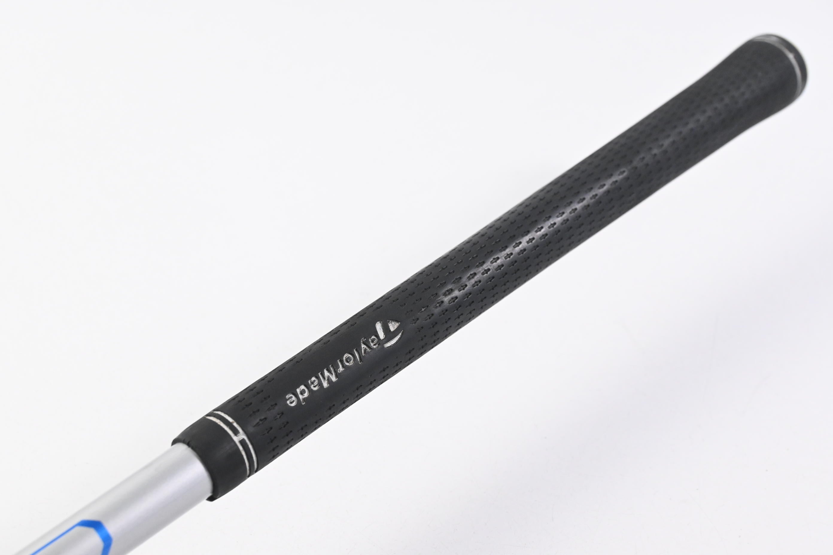 Taylormade SLDR #3 Hybrid / 19 Degree / X-Flex Fujikura Speeder 82 Shaft