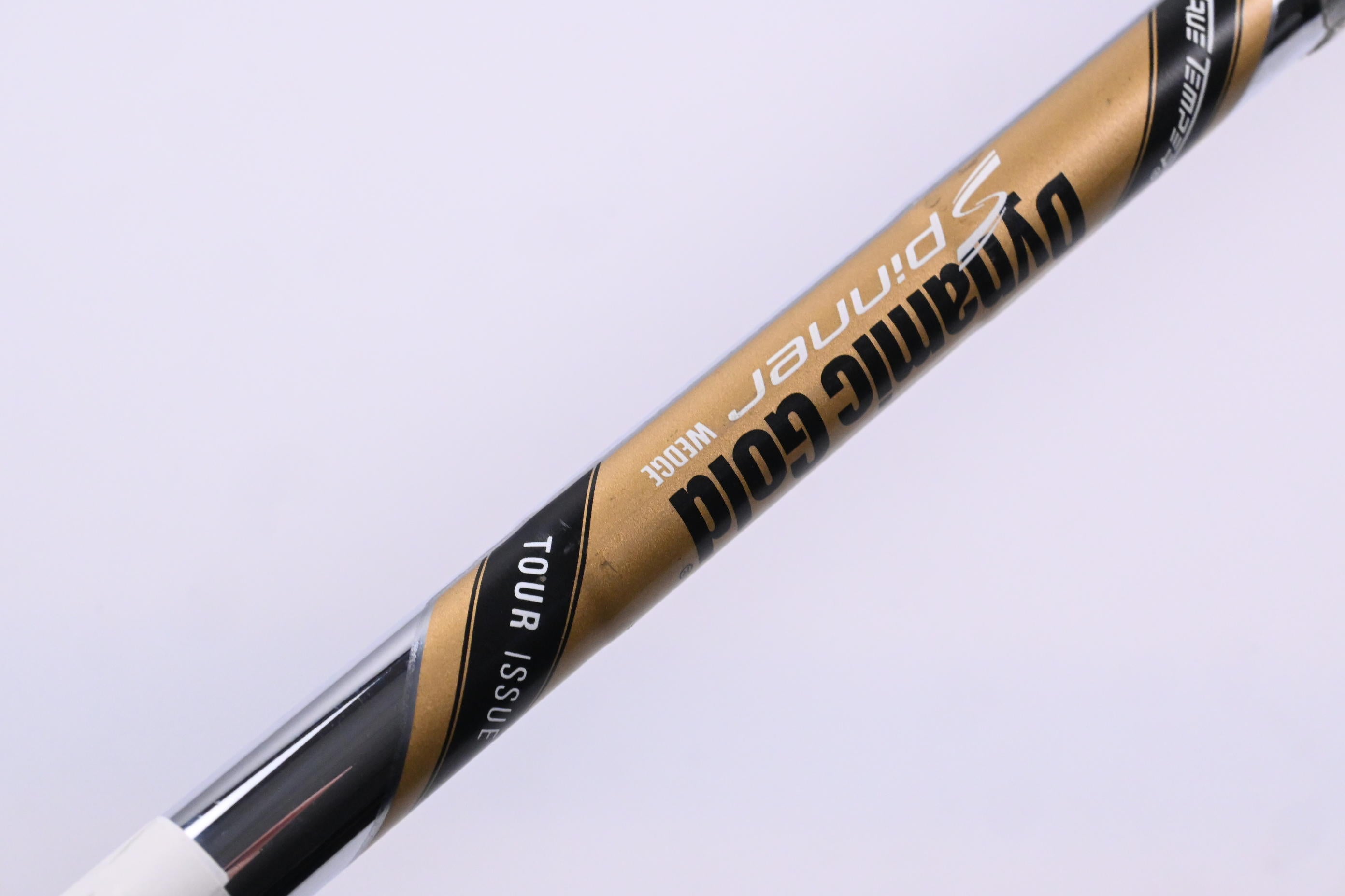 Cleveland RTX ZipCore Sand Wedge / 54 Degree / Wedge Flex Dynamic Gold Spinner