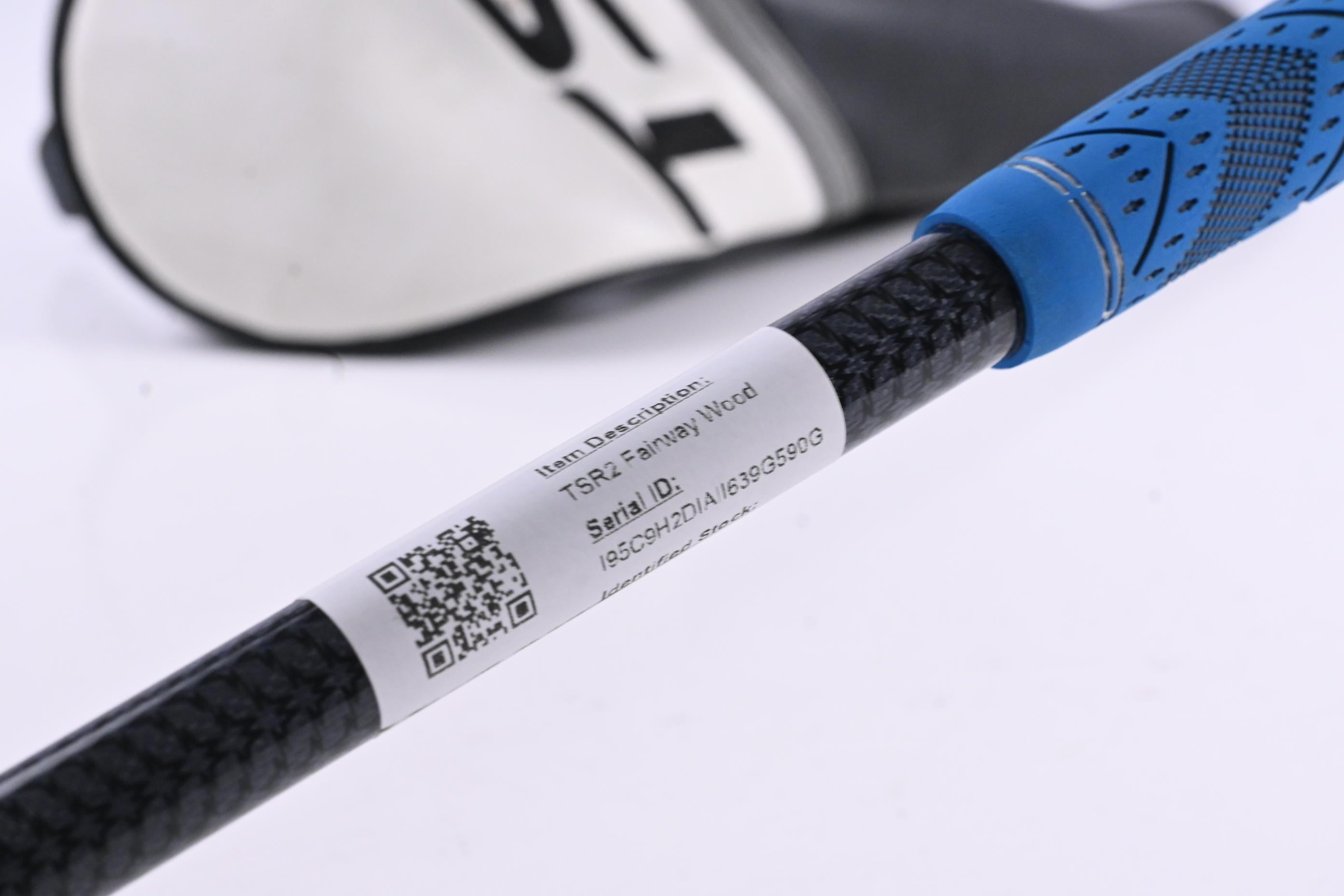 Titleist TSR2 #3 Wood / 15 Degree / Regular Flex Tensei AV Blue 65 Shaft