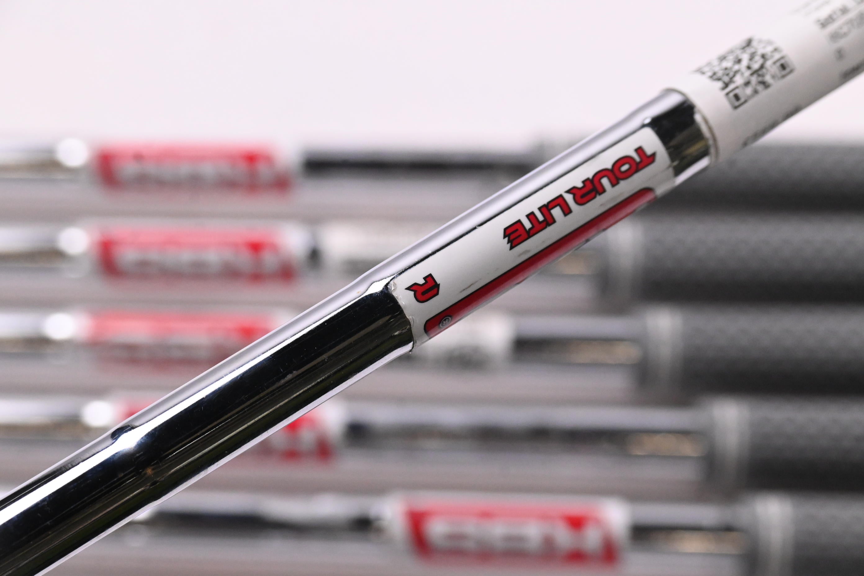 Wilson Dynapwr 2023 Forged Irons / 5-PW+GW / Regular Flex KBS Tour Lite Shafts