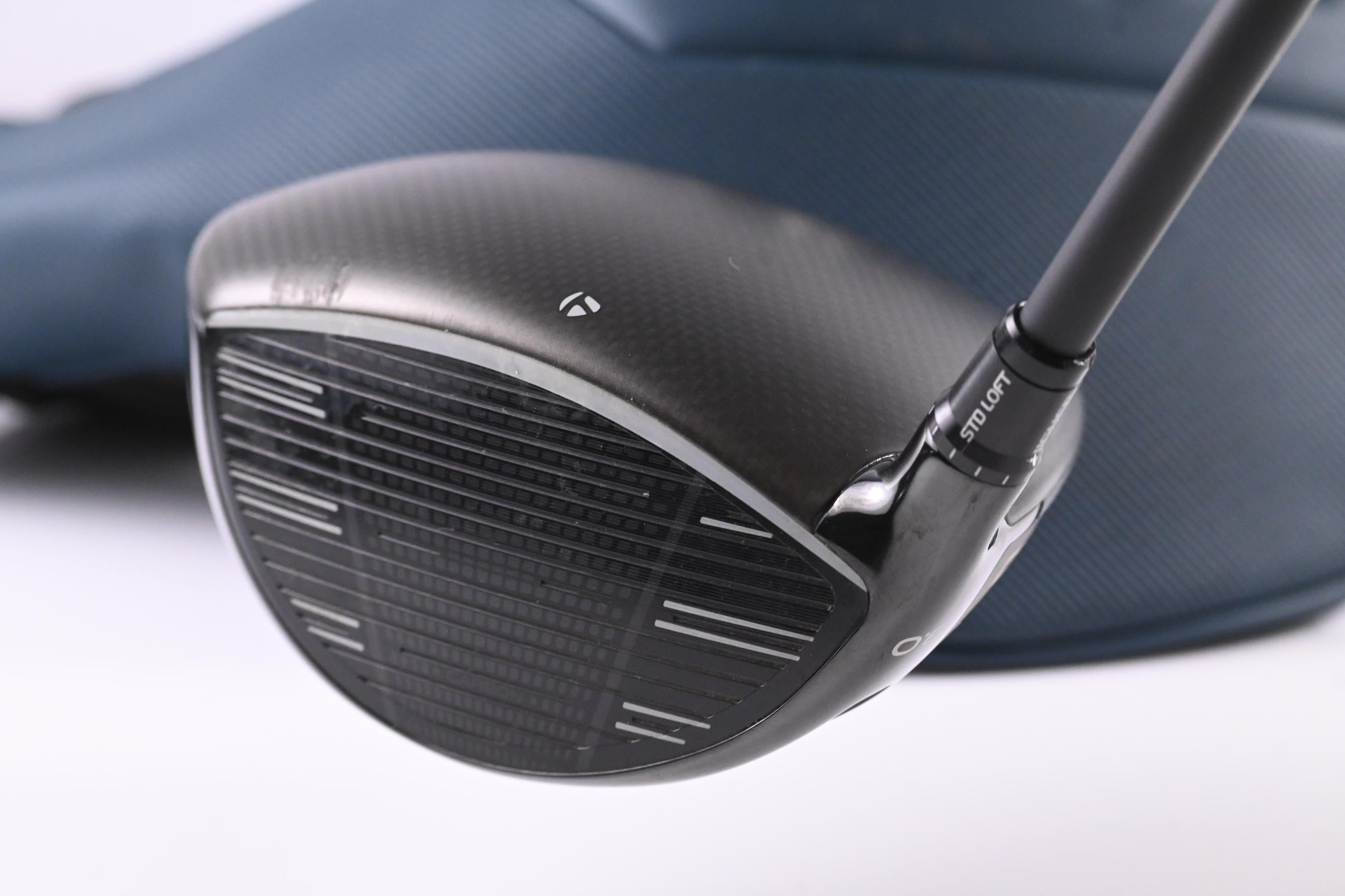 Taylormade Qi4D Driver / 9 Degree / Regular Flex Tensei AV Blue 65 Shaft