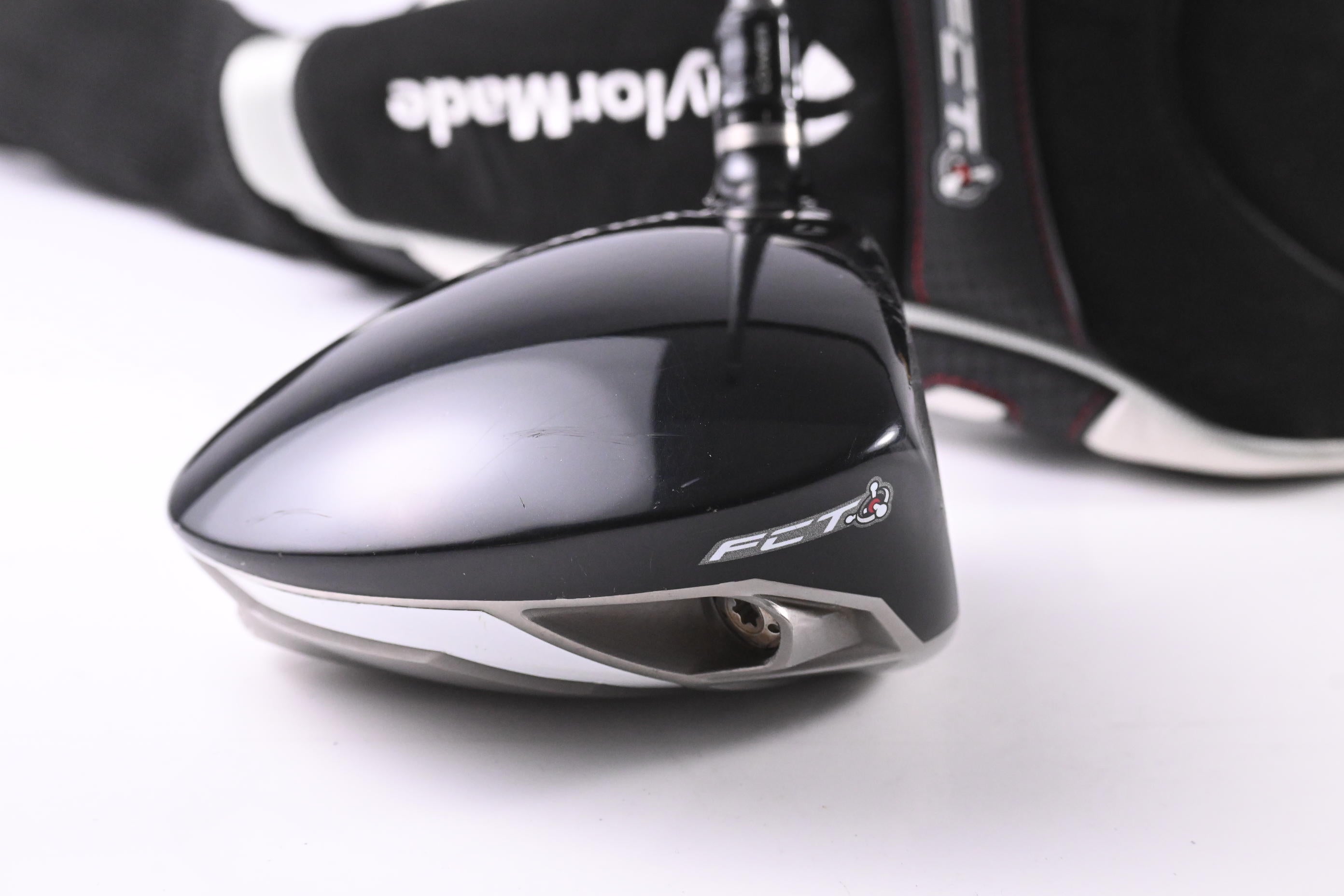 Taylormade R9 Driver / 10.5 Degree / Regular Flex Matrix Ozik Shaft