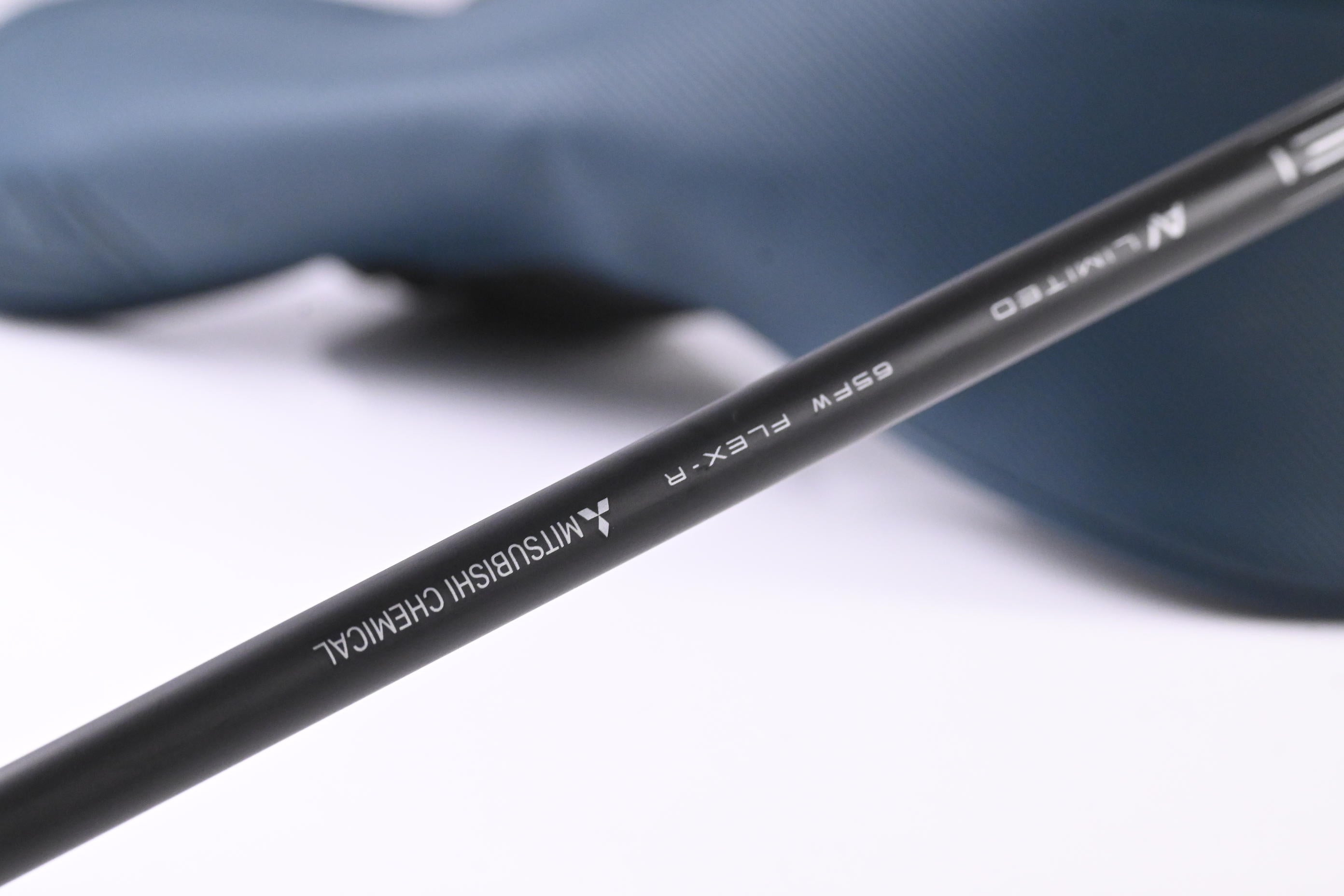 Taylormade Qi4D Driver / 9 Degree / Regular Flex Tensei AV Blue 65 Shaft
