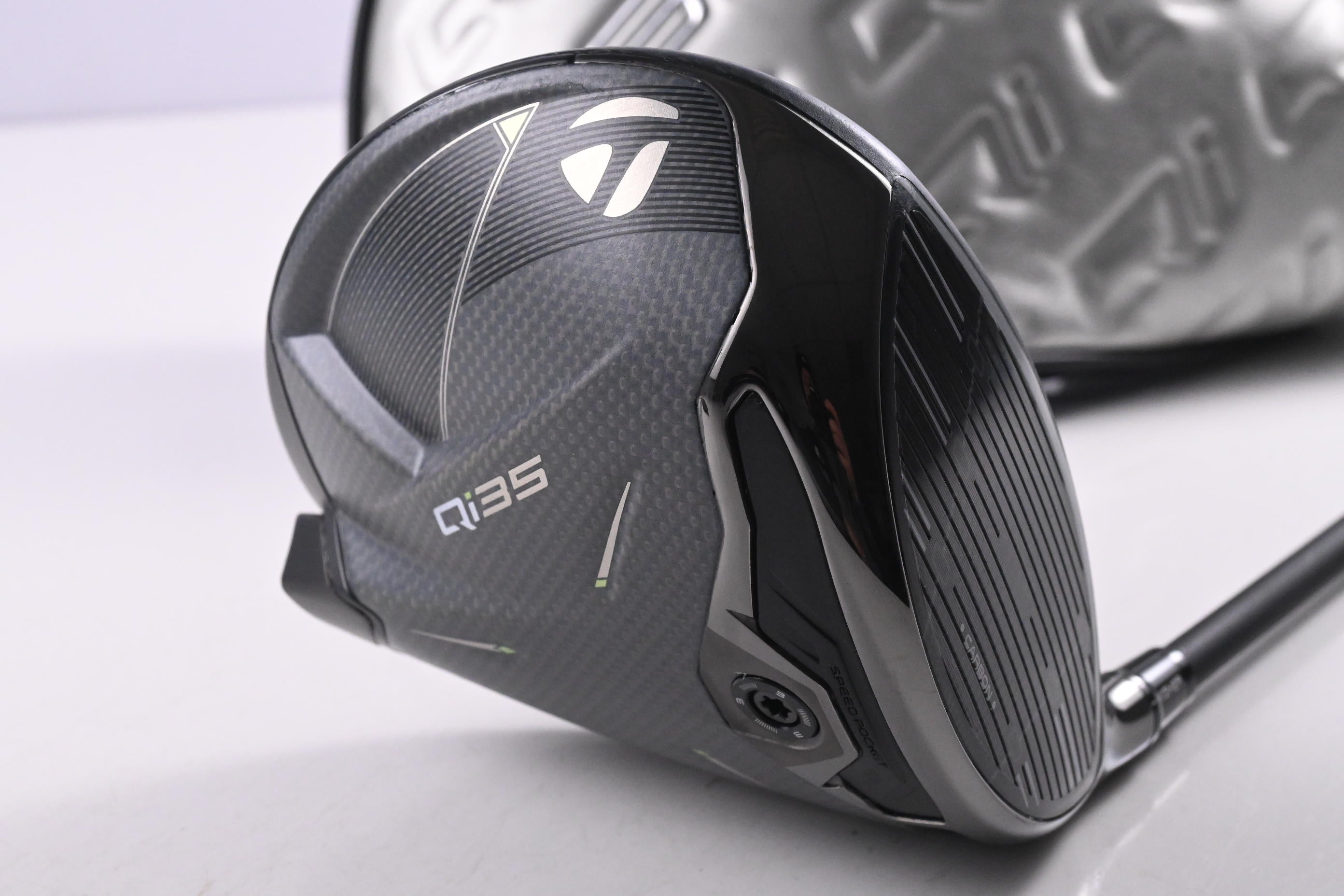 Taylormade Qi35 Driver / 9 Degree / Stiff Flex Taylormade REAX 50 Shaft