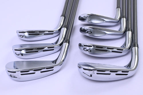 Wilson C300 Forged Irons / 4-PW / Stiff Flex Fujikura Pro 85 Shafts