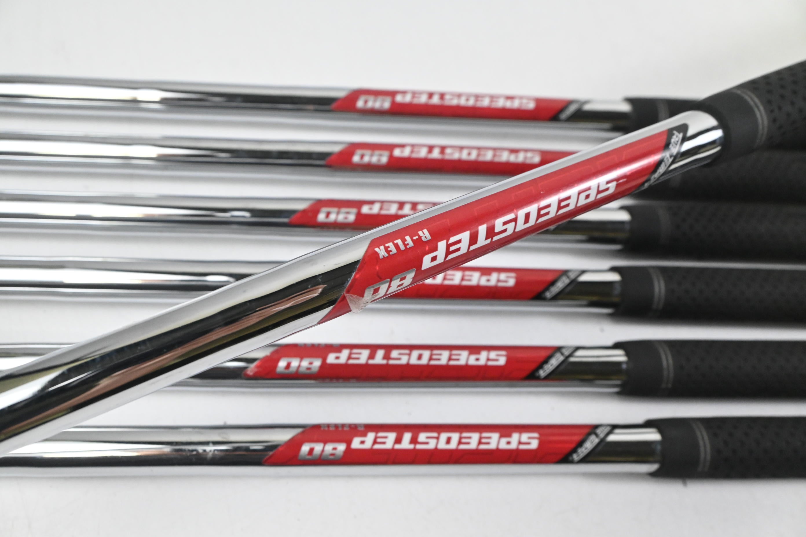 Left Hand Callaway XR Irons / 4-PW / Regular Flex Speedstep 80 Shafts