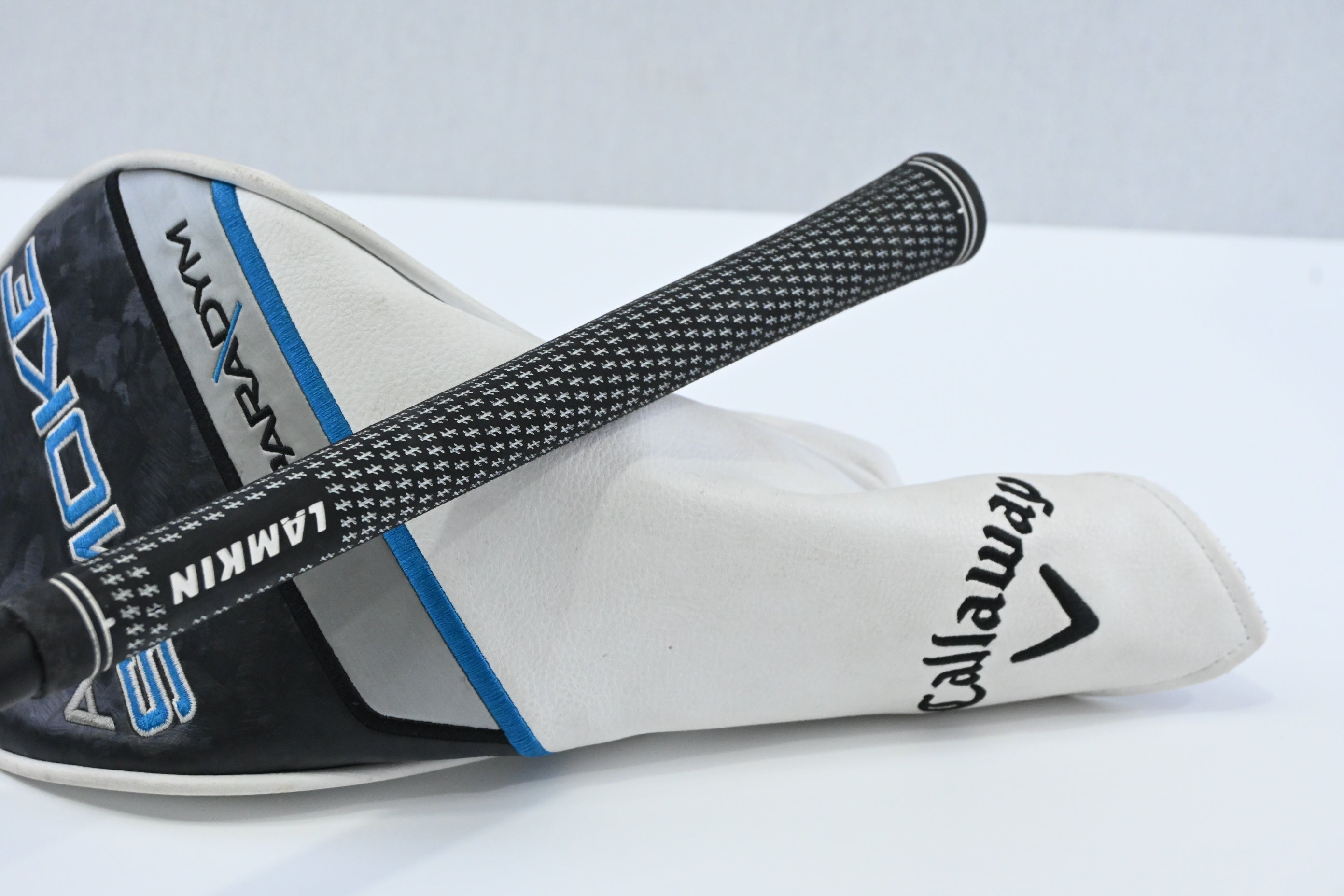 Callaway Paradym Ai Smoke Max Driver / 9 Degree / Regular Flex Vanquish 4