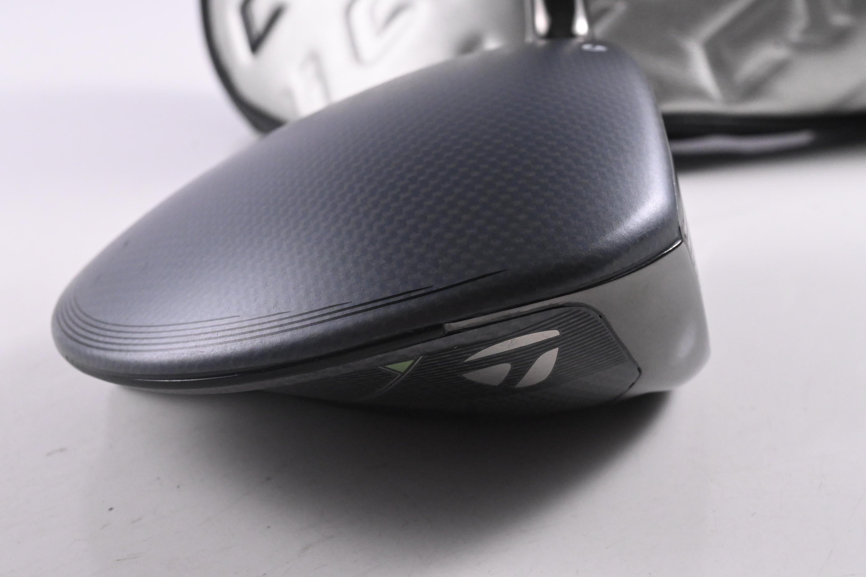 Taylormade Qi35 Driver / 9 Degree / Stiff Flex Taylormade REAX 50 Shaft