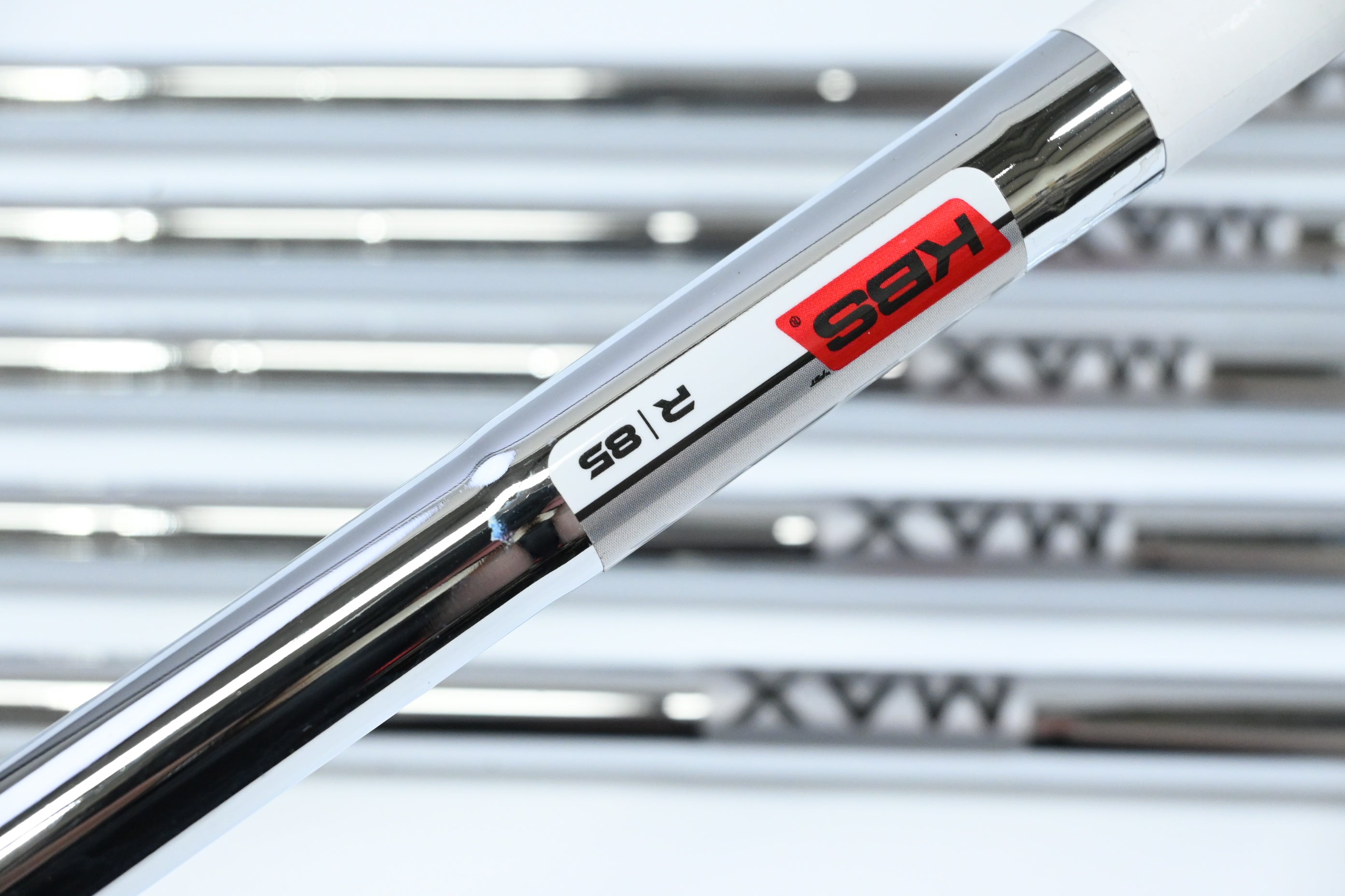Left Hand Taylormade M4 Irons / 5-PW / Regular Flex KBS Max 85 Shafts