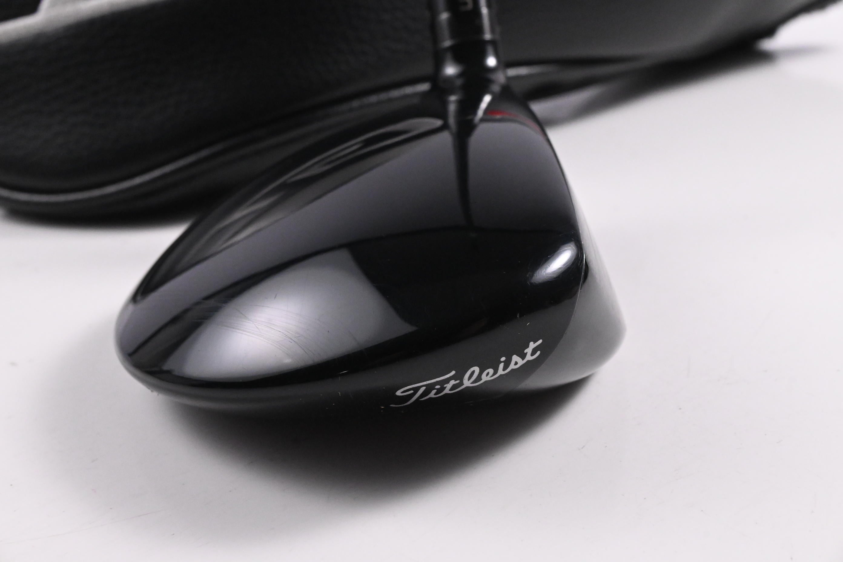 Titleist GT2 #3 Wood / 16.5 Degree / Stiff Flex HZRDUS GEN5 Black 70 Shaft