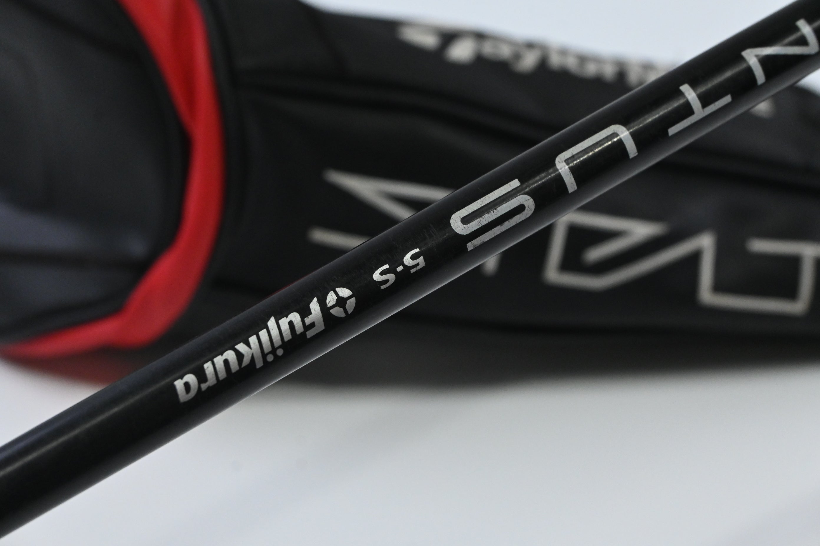 Taylormade Stealth Driver / 9 Degree / Stiff Flex Fujikura Ventus Red 5