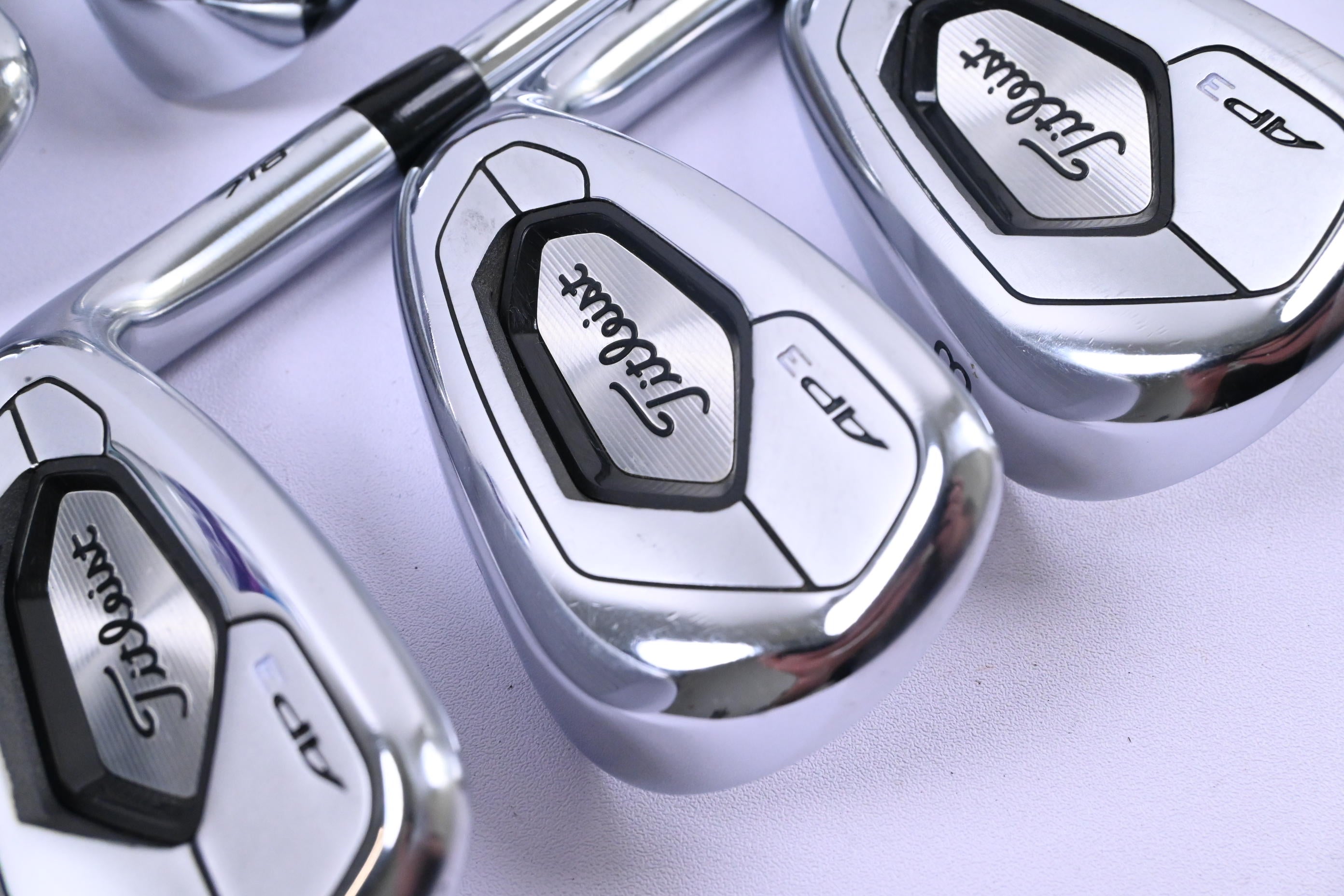 Titleist 718 AP3 Irons / 6-PW+GW / Regular Flex AMT Red R300 Shafts