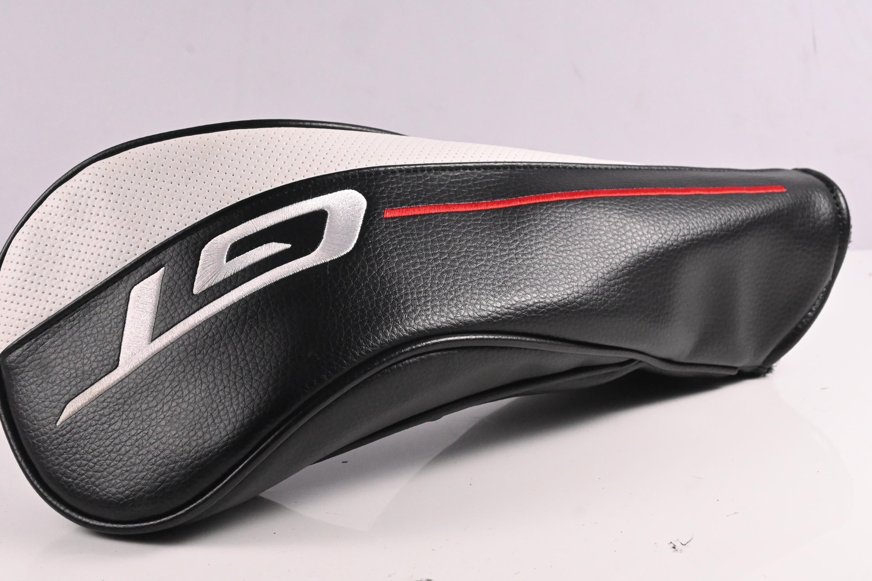 Titleist GT2 Driver / 10 Degree / Stiff Flex Tensei 1K Blue 55 Shaft