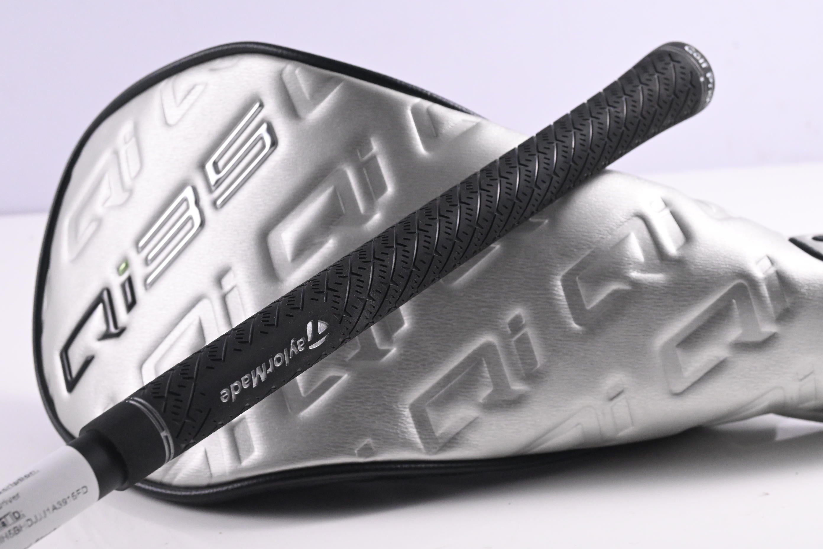 Taylormade Qi35 Driver / 9 Degree / Stiff Flex Taylormade REAX 50 Shaft
