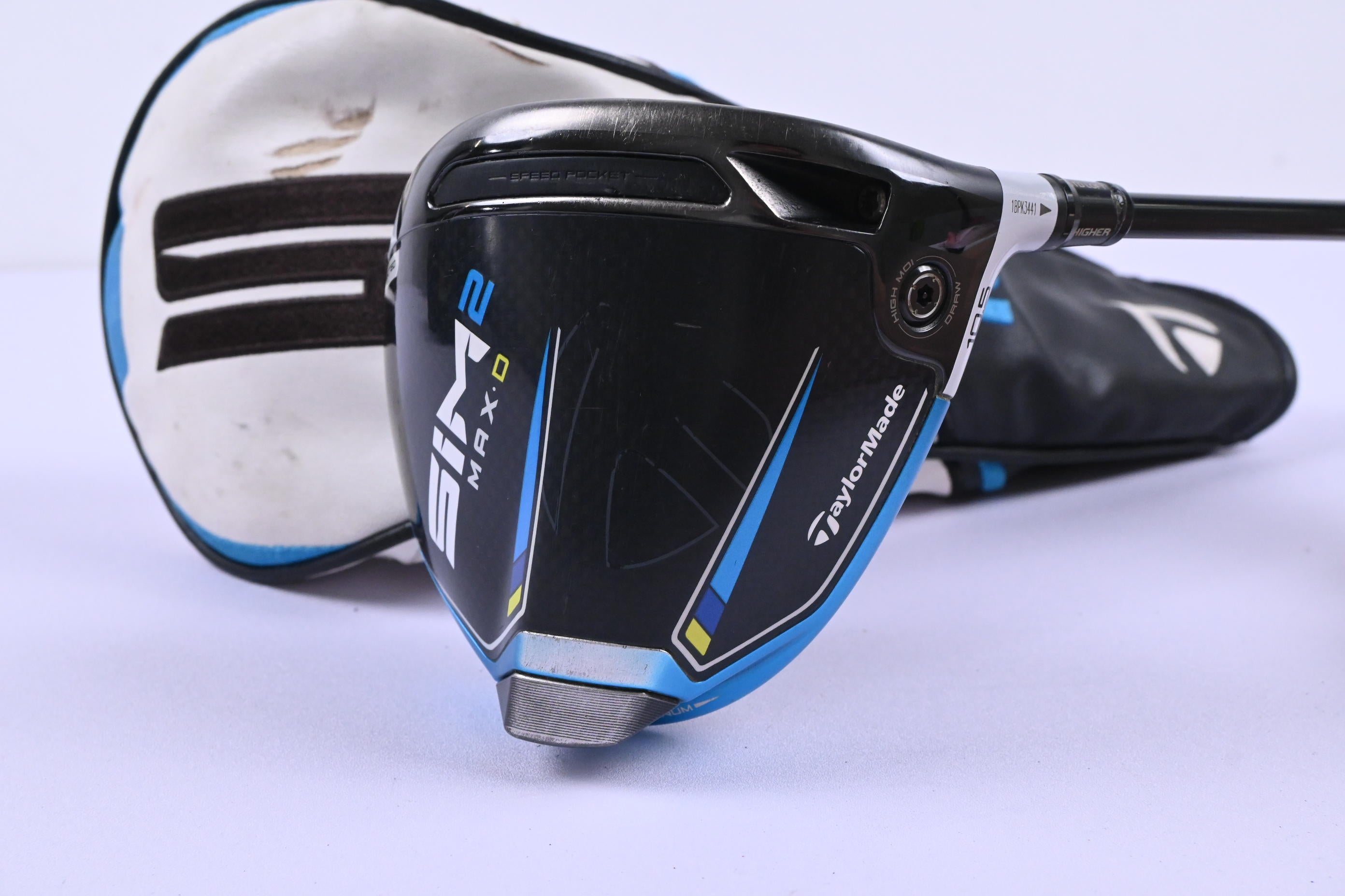 Taylormade SIM2 Max D Driver / 10.5 Degree / Stiff Flex Kai'li Blue 60 Shaft