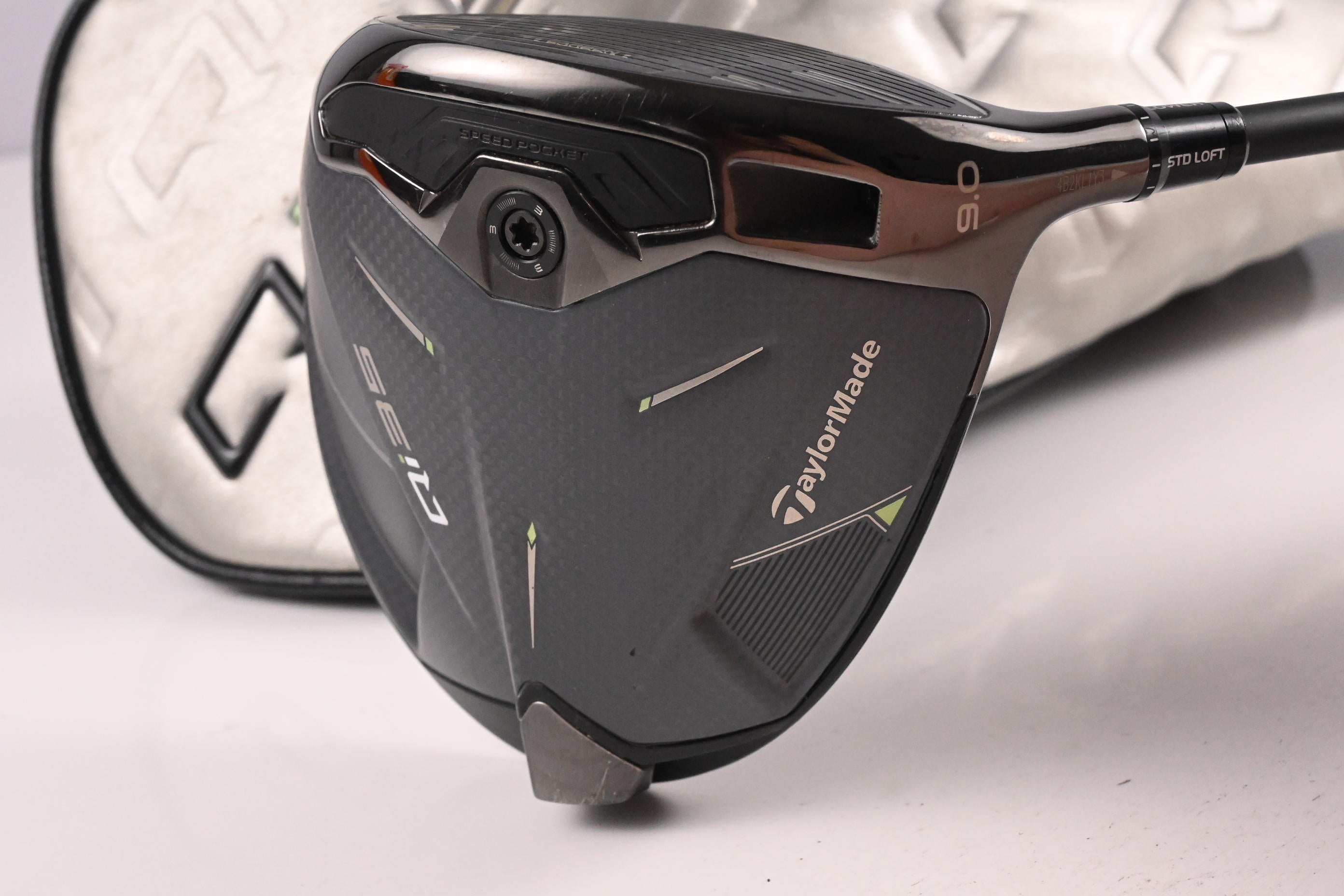 Taylormade Qi35 Driver / 9 Degree / Stiff Flex Kai'li Blue CB Darkwave 60 Shaft