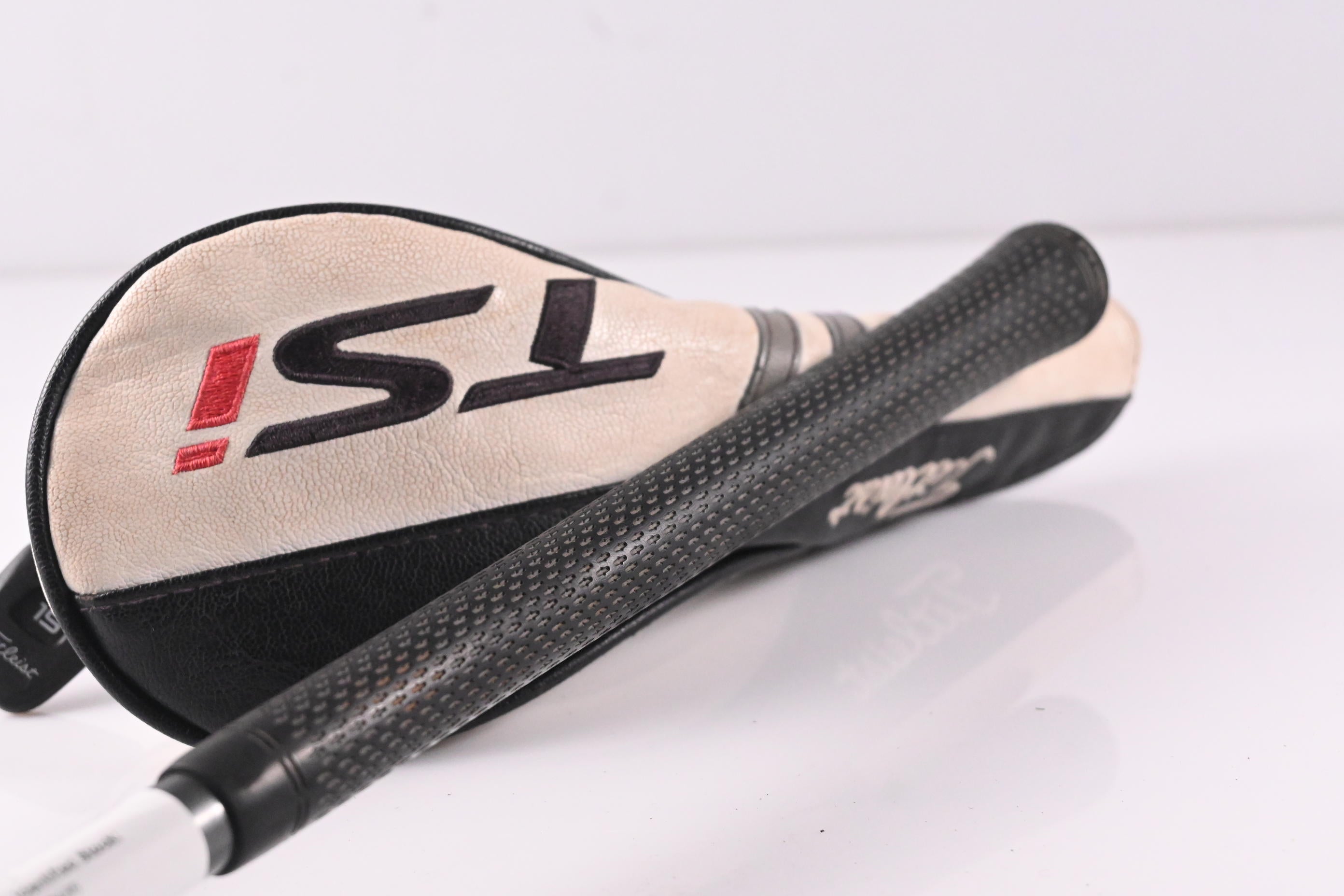 Titleist TSi3 #3 Wood / 15 Degree / Regular Flex Aldila Ascent 45 Shaft