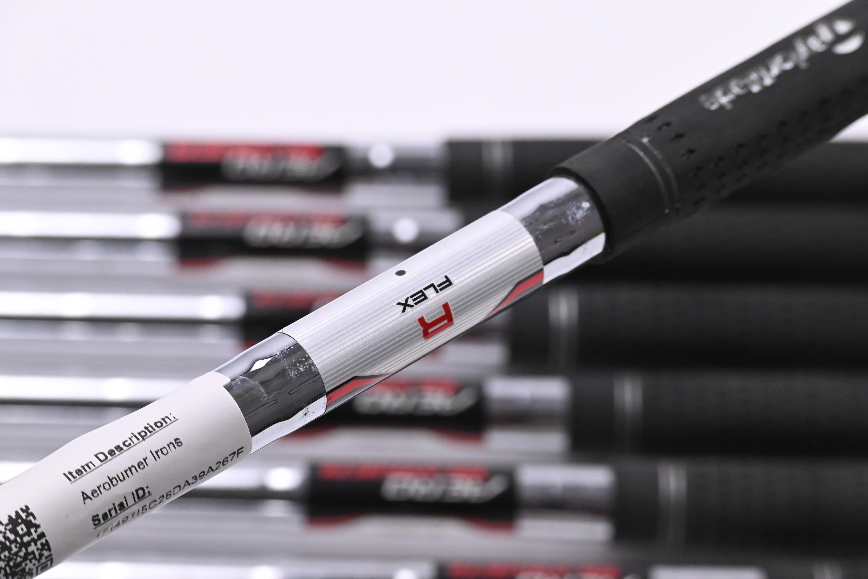 Taylormade Aeroburner Irons / 5-PW+SW / Regular Flex Aero Burner Shafts
