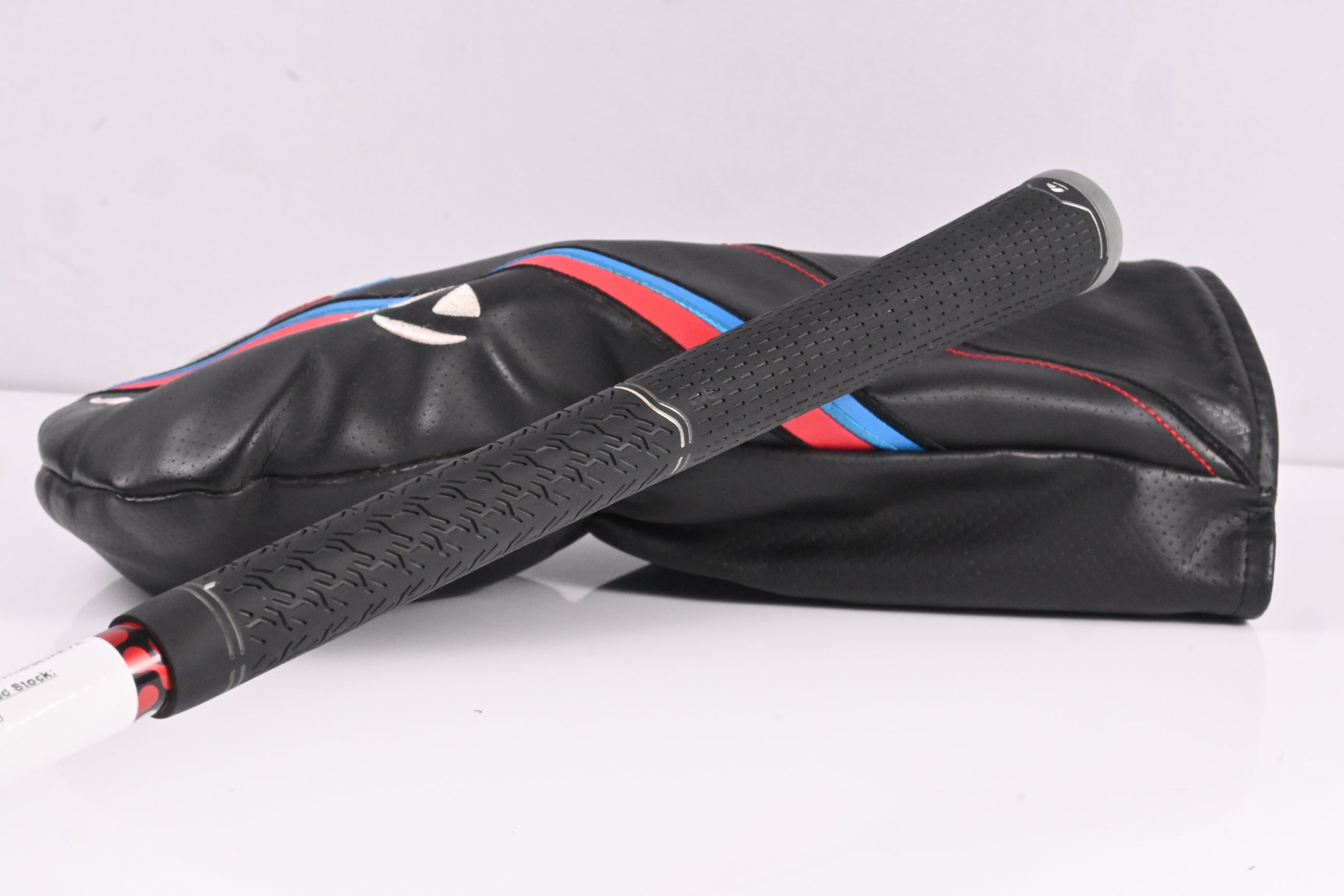 Left Hand Taylormade M4 Driver / 10.5 Degree / Regular Flex Fujikura Atmos Red 5