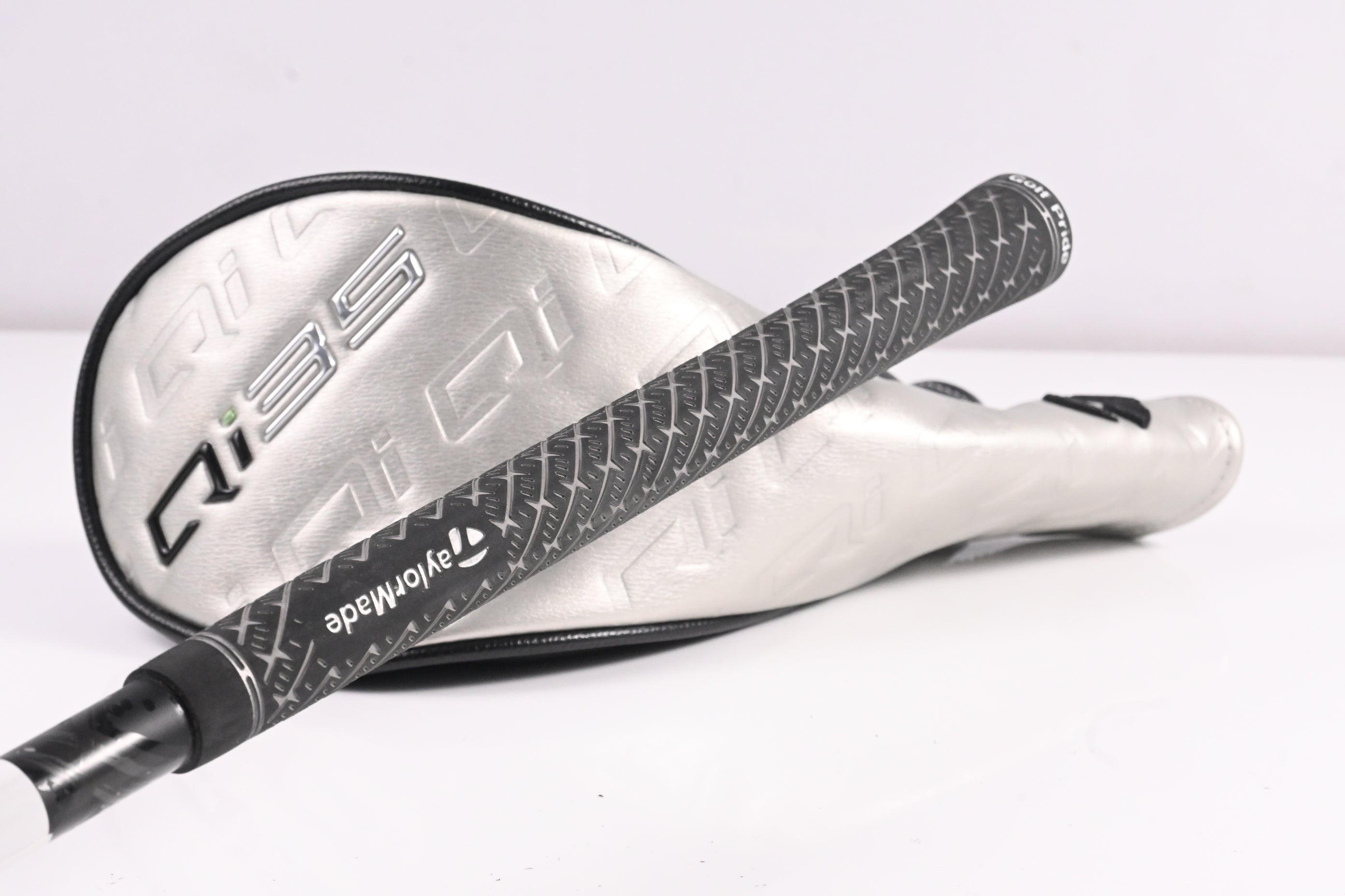 Taylormade Qi35 Tour #3 Wood / 15 Degree / Stiff Flex Kai'li Dark Waves Blue 75