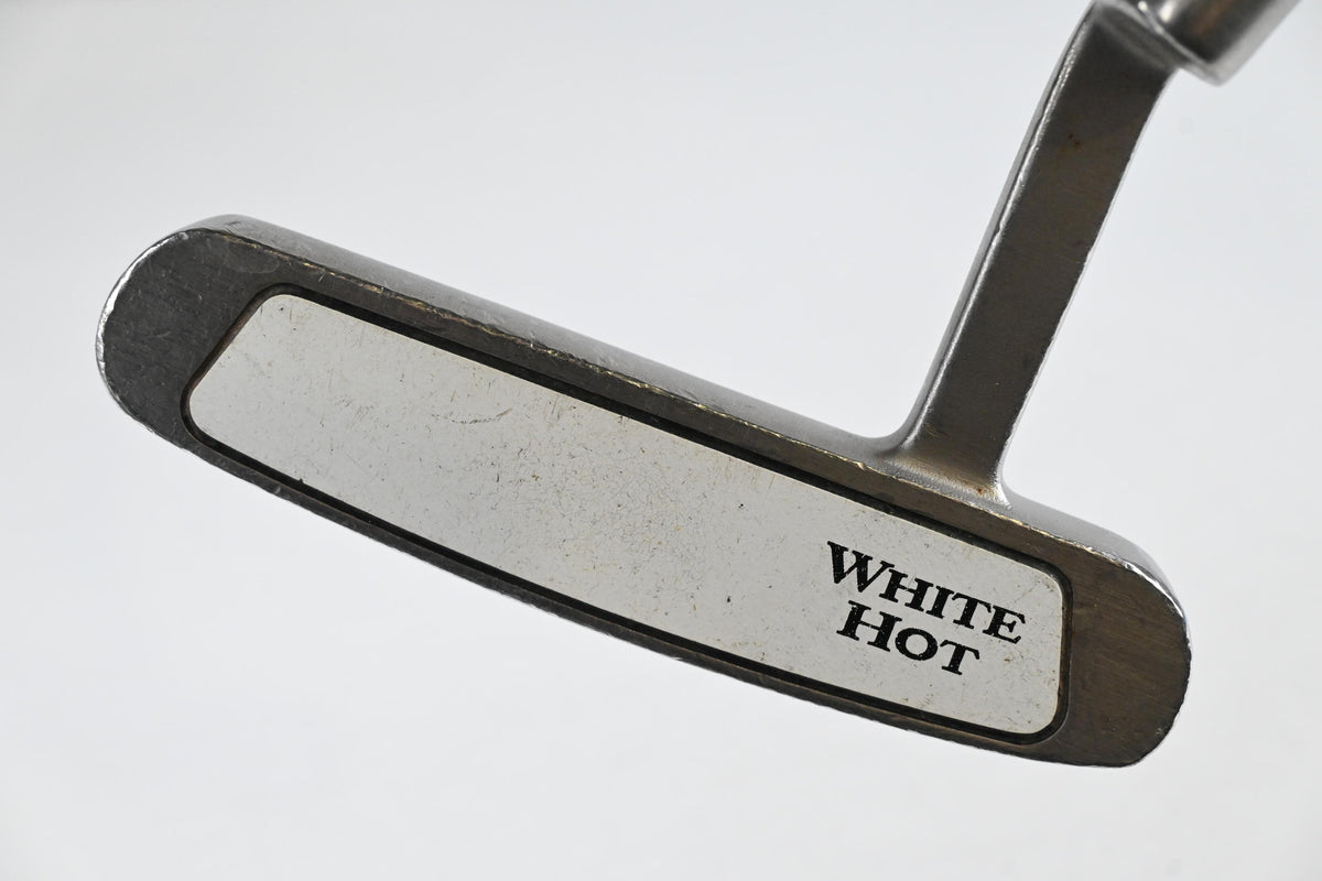 Odyssey White Hot #4 Putter / 32 Inch