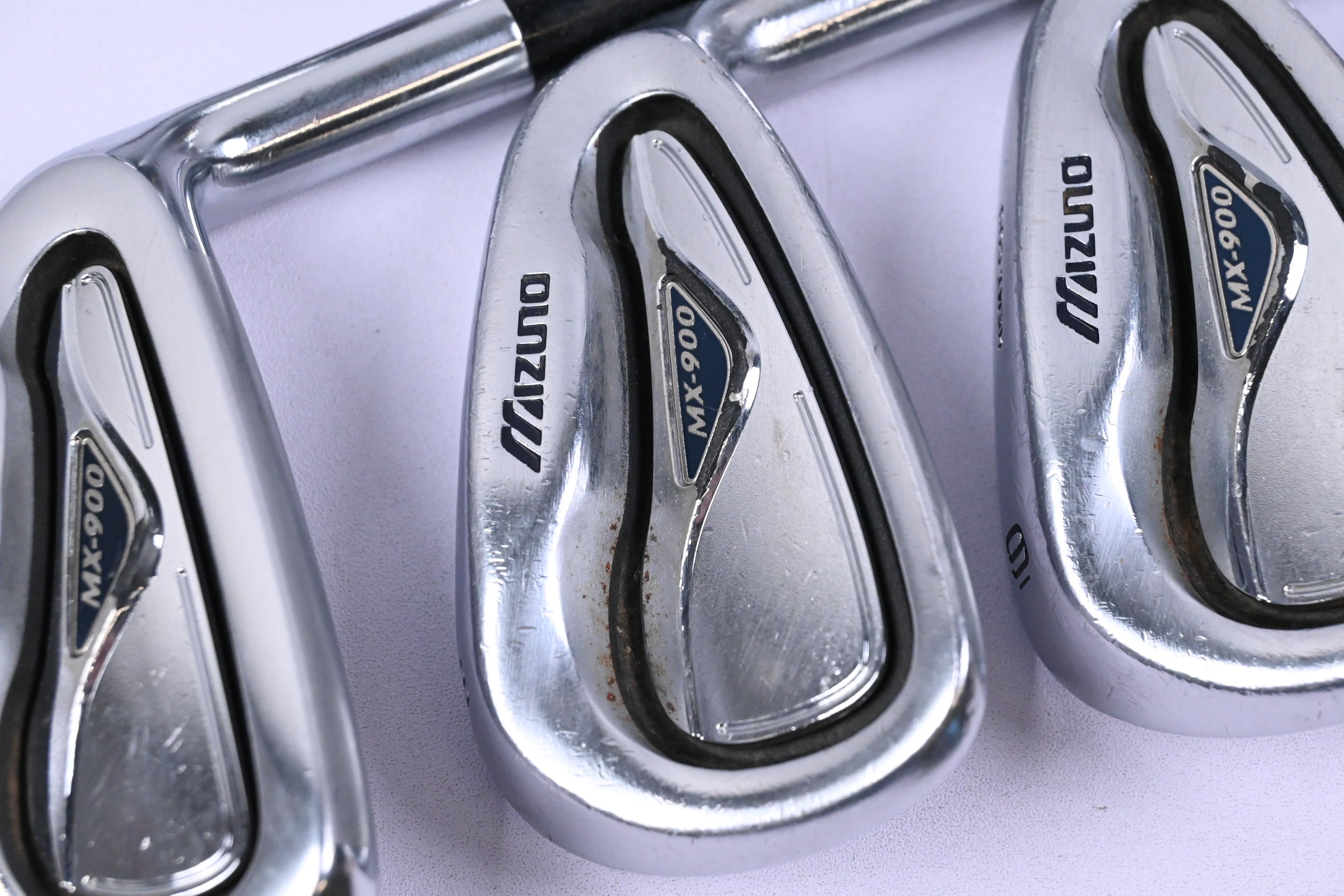 Mizuno MX-900 Irons / 4-PW / Regular Flex Dynamic Gold Lite R300 Shafts