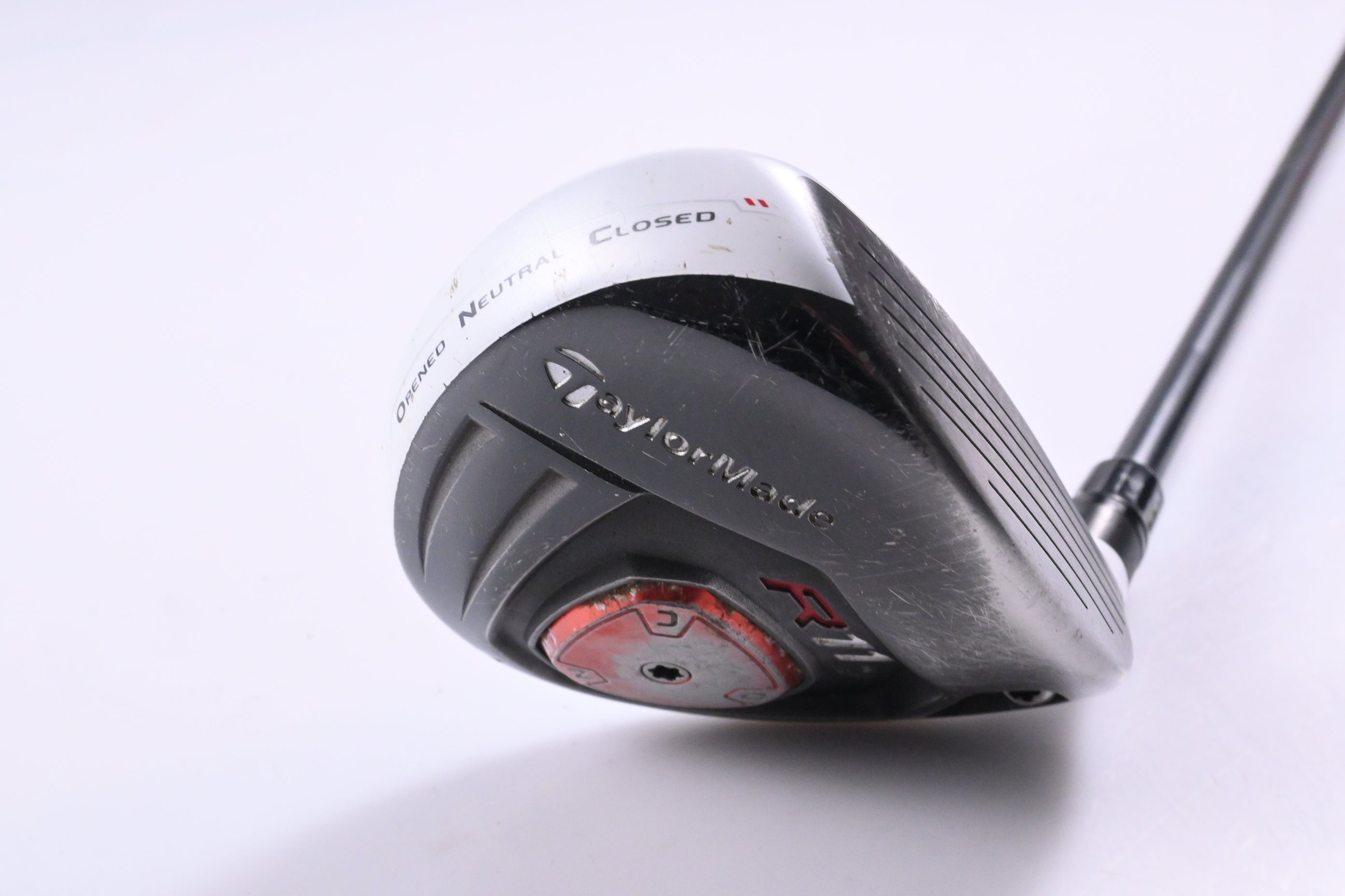 Taylormade R11 #3 Wood / 15.5 Degree / Regular Flex Aldila RIP Phenom 70 Shaft